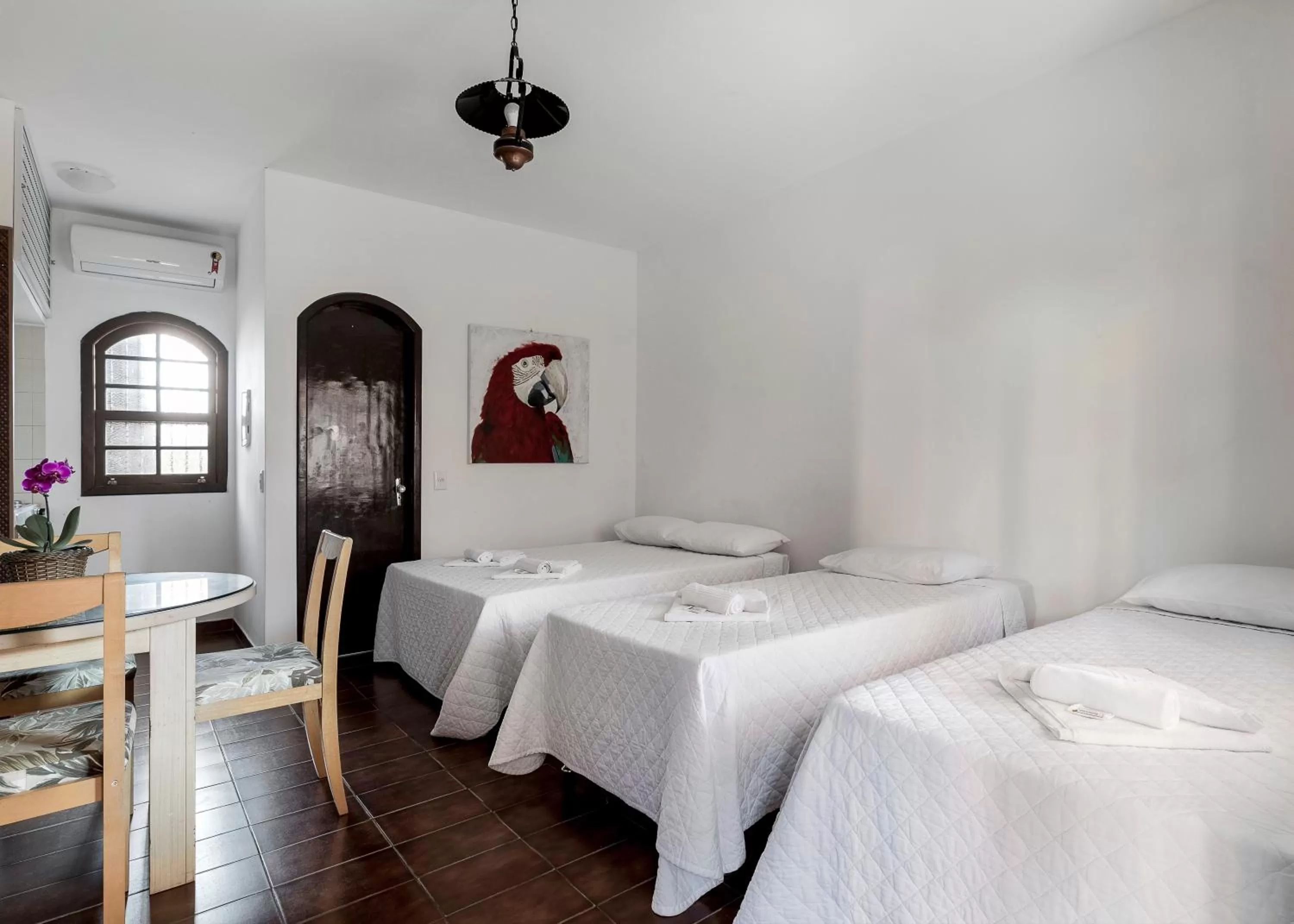 Photo of the whole room, Bed in Elite Hotel