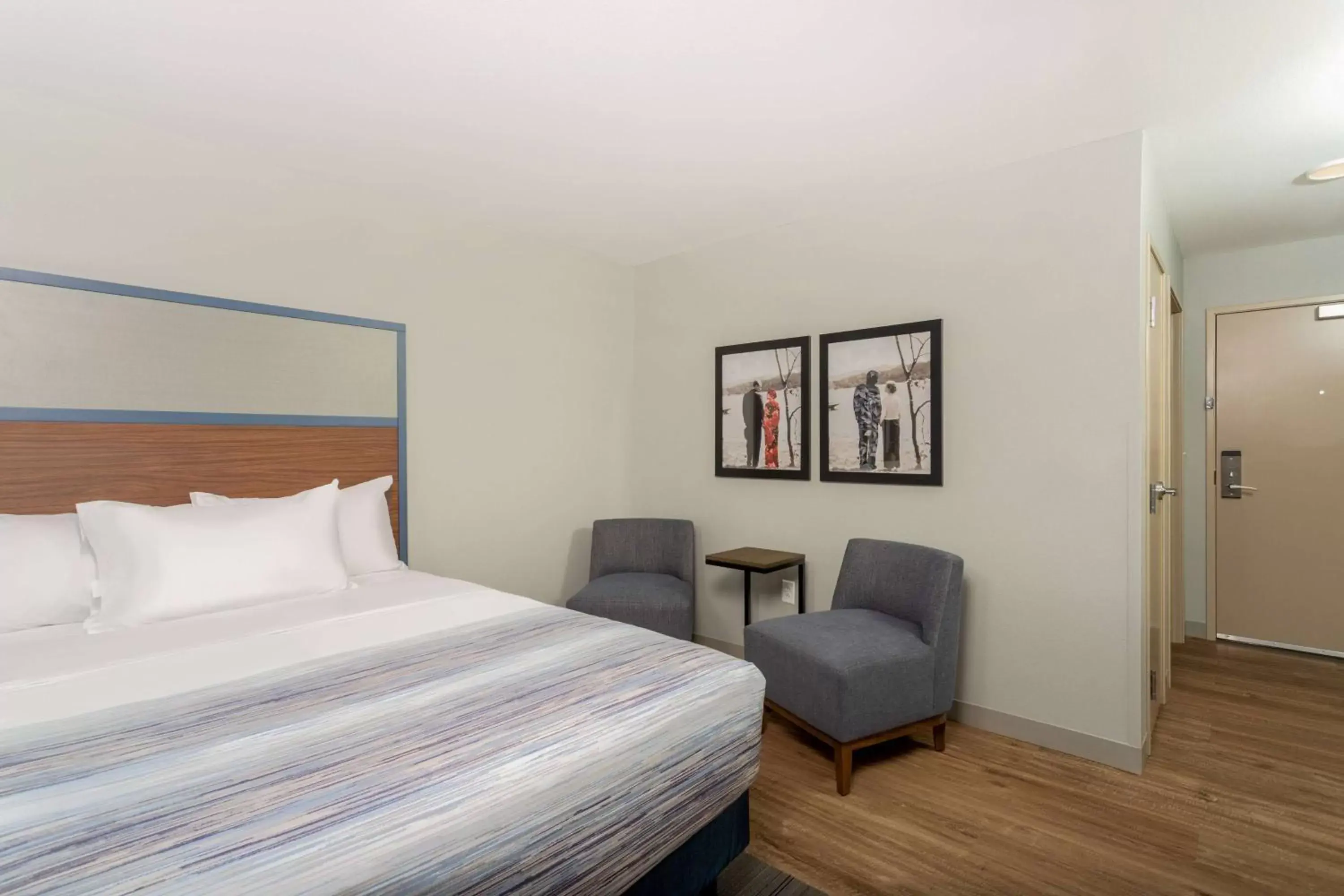 Photo of the whole room, Bed in AmericInn by Wyndham San Angelo