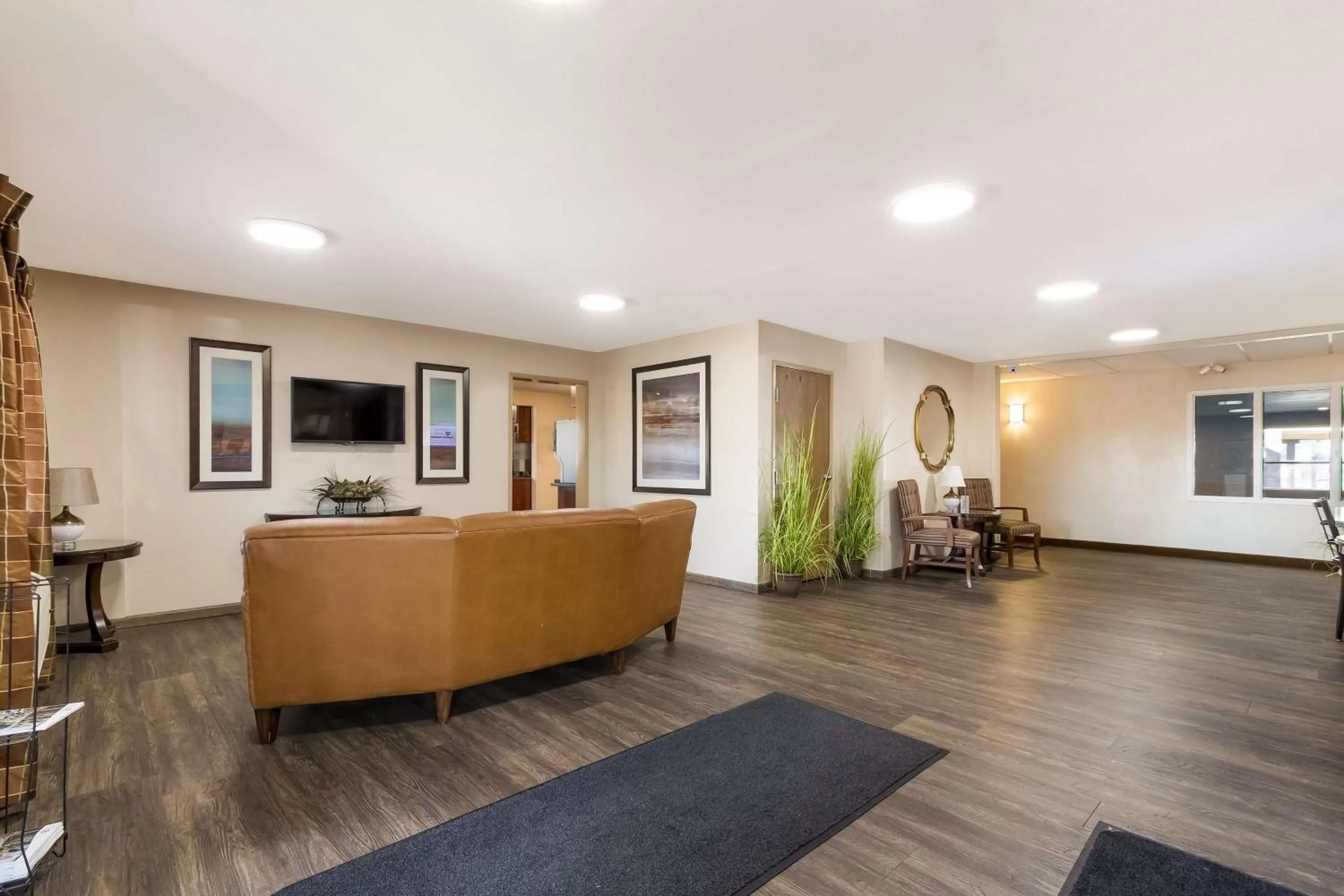 Lobby or reception in Best Western Empire Towers