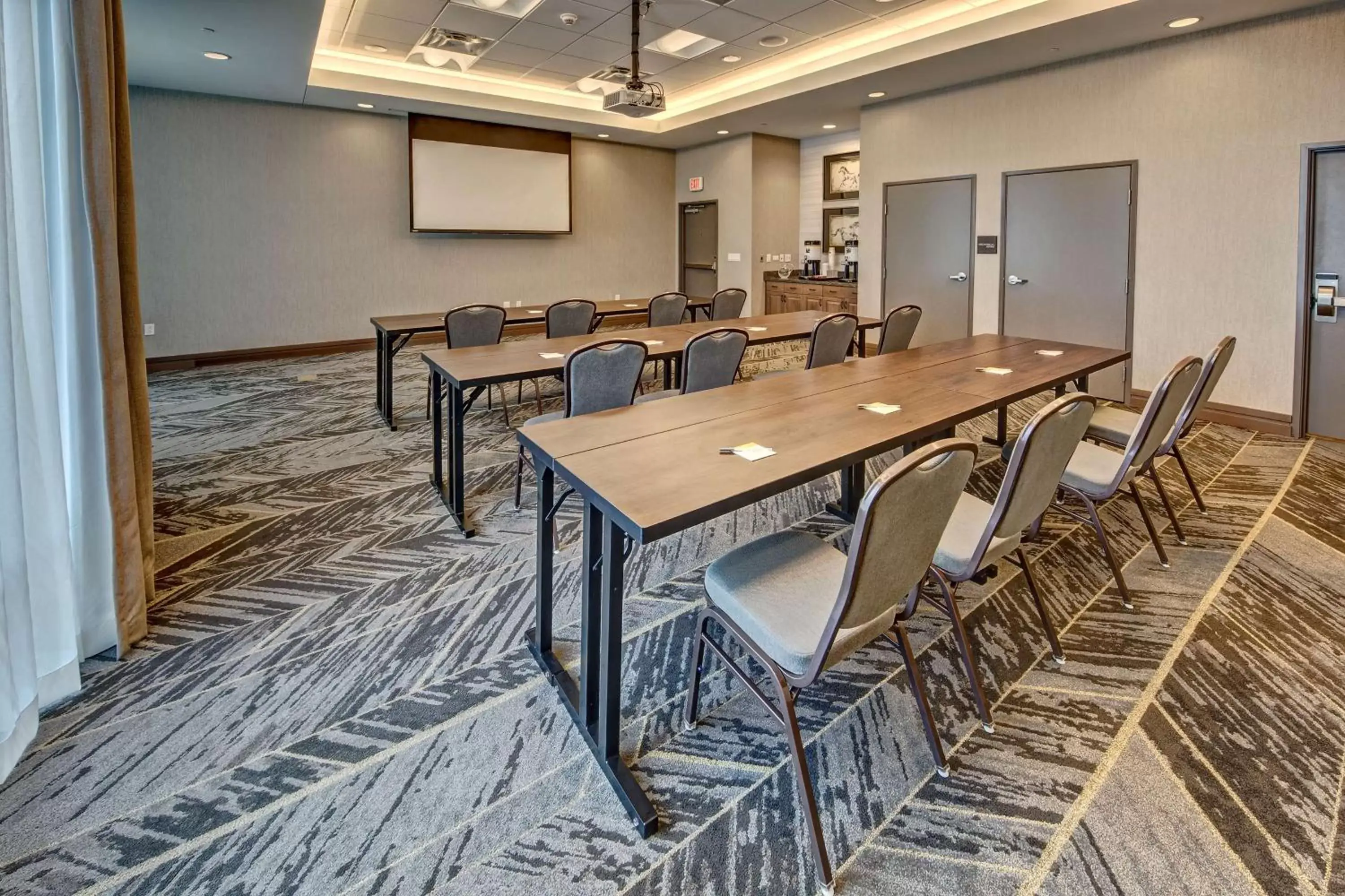 Meeting/conference room in Hampton Inn & Suites Franklin Berry Farms, Tn