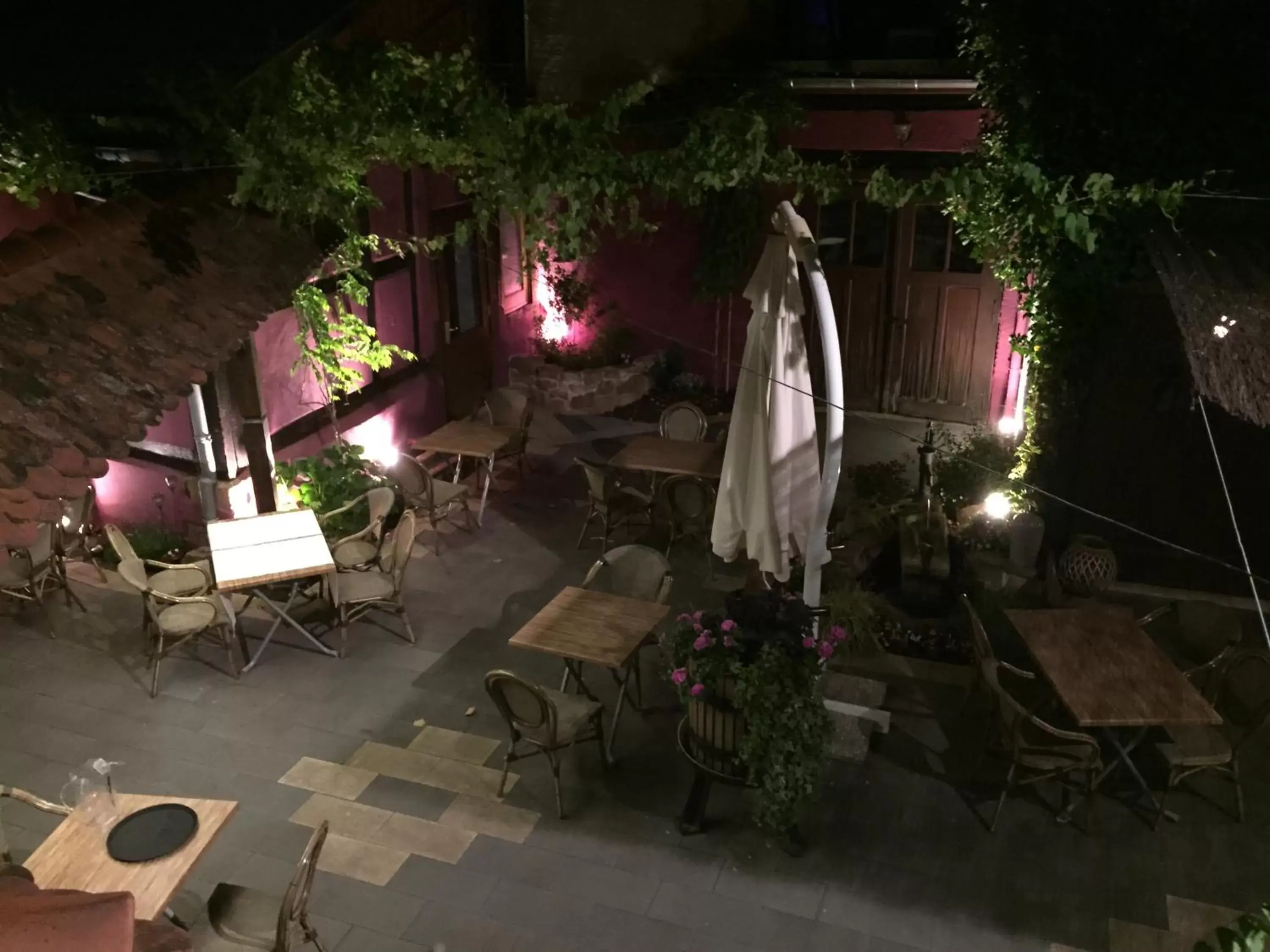 Balcony/Terrace, Restaurant/Places to Eat in Auberge Le Meisenberg