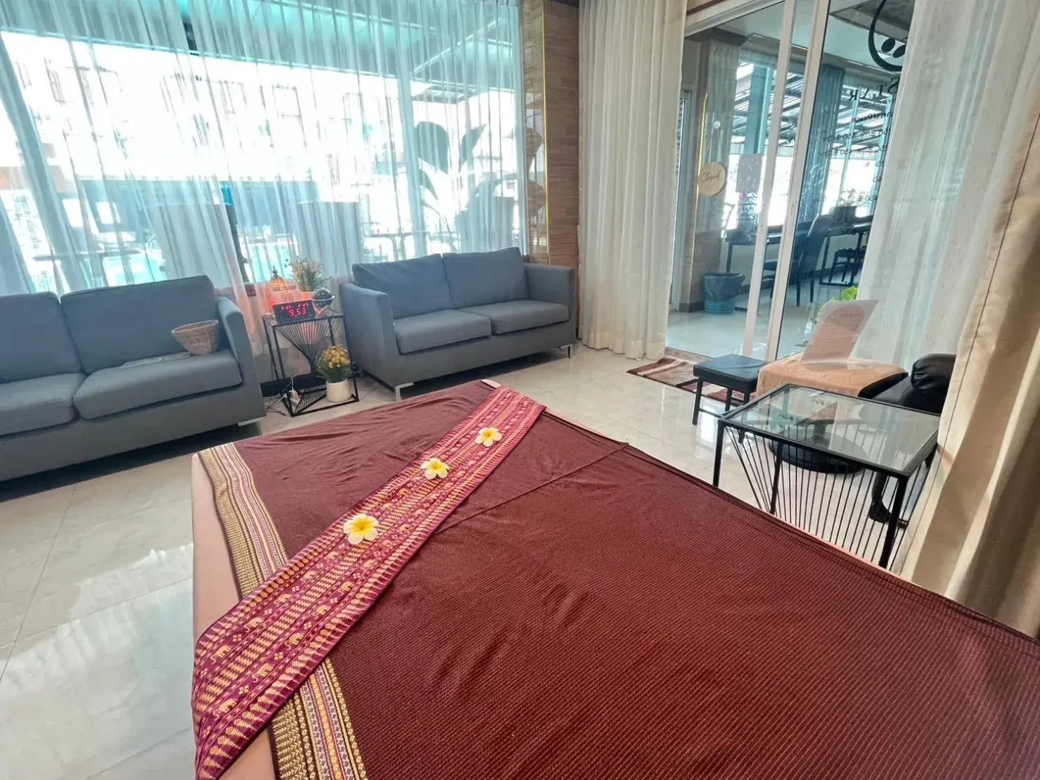 Massage, Seating Area in Blue Sky Residence Airport