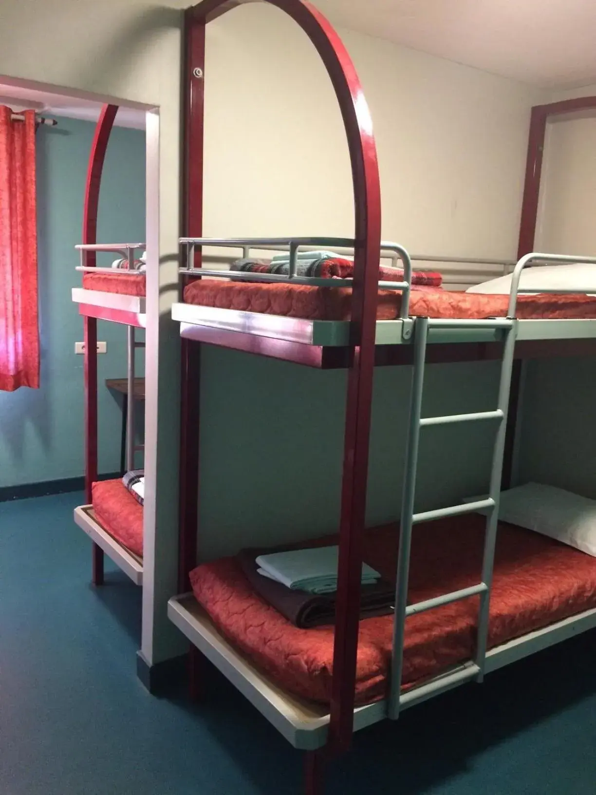 Bed, Bunk Bed in Ethic Etapes Dijon