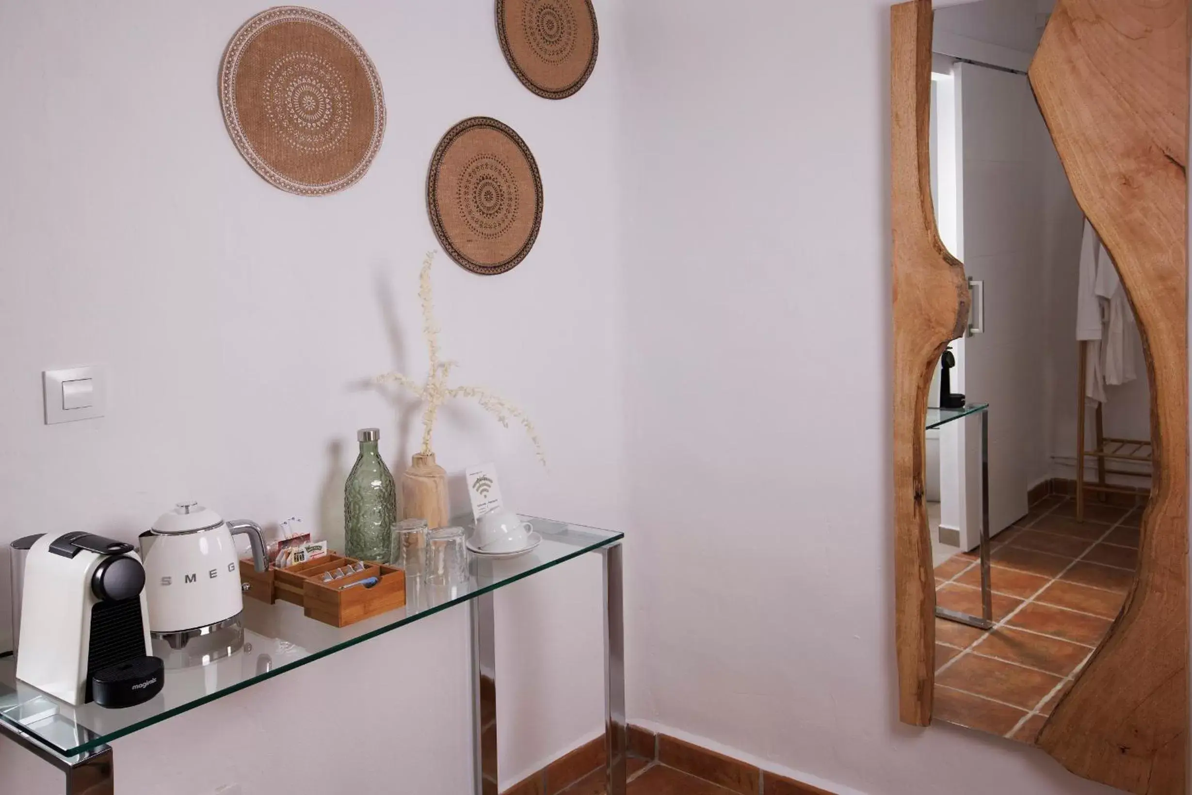 Coffee/tea facilities, Kitchen/Kitchenette in Boutique Bed & Breakfast Casa Paco - adults only