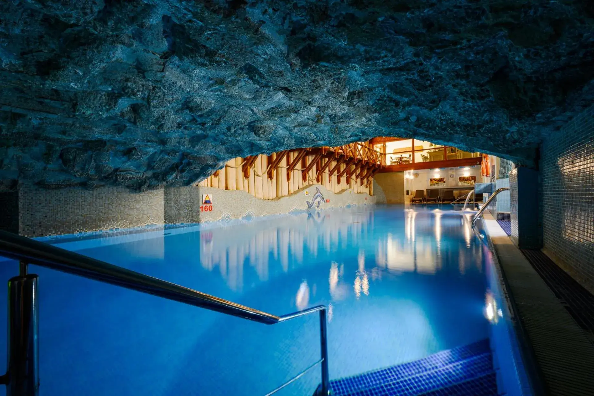 Swimming Pool in Hotel Belvedere Resort&SPA