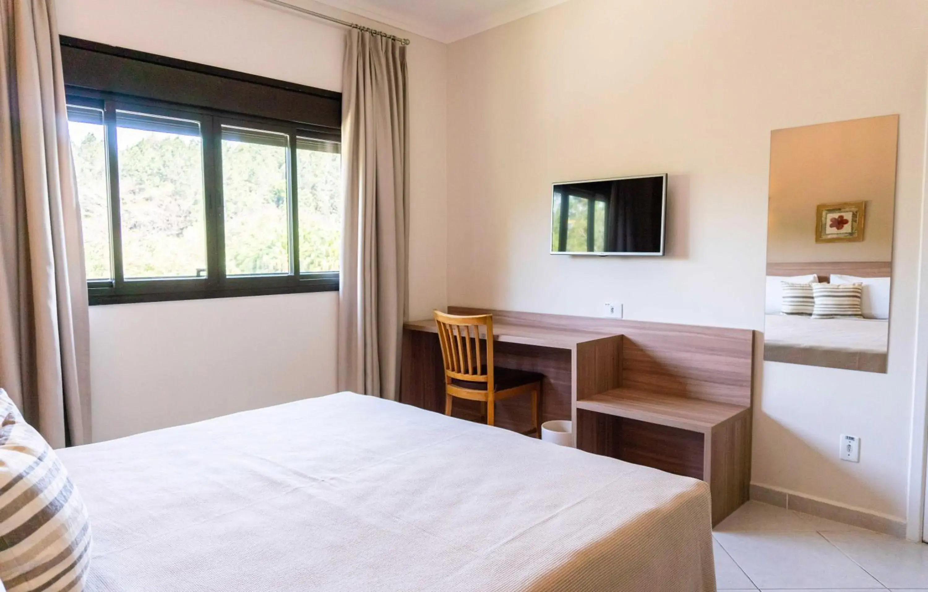 Bed, Room Photo in Guararema Parque Hotel