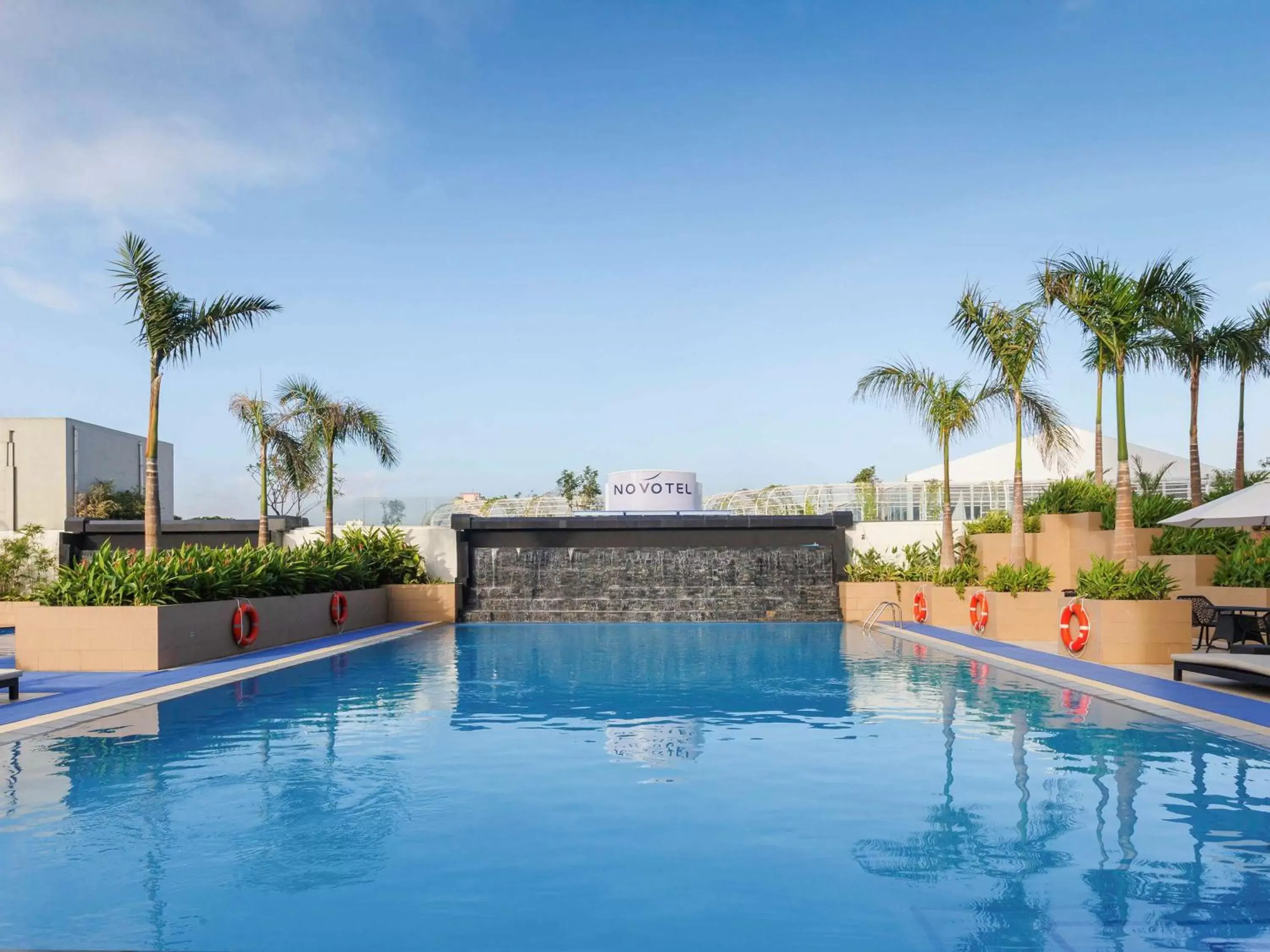 Property building, Swimming Pool in Novotel Manila Araneta City Hotel