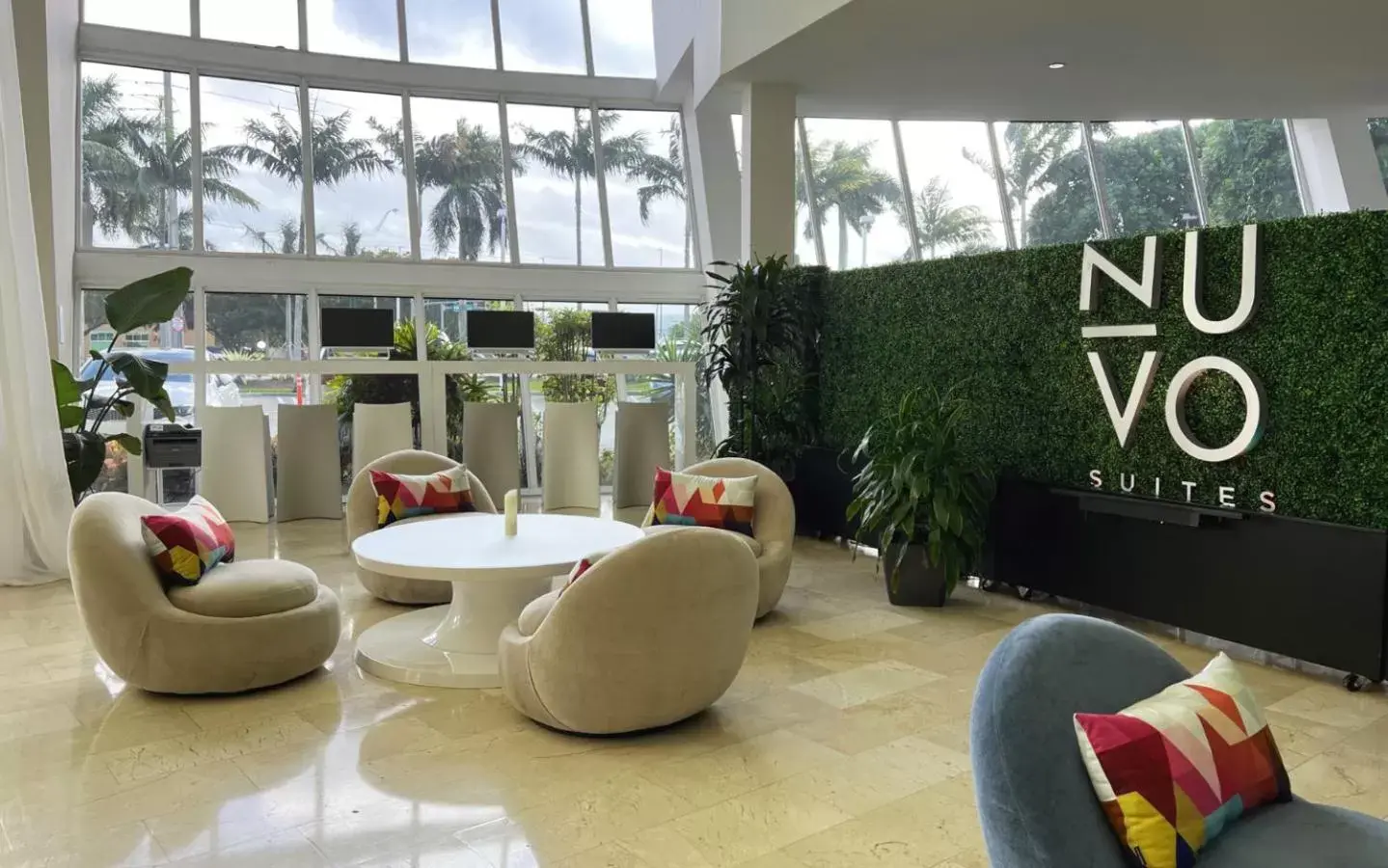 Lobby or reception in Nuvo Suites Hotel - Miami Doral