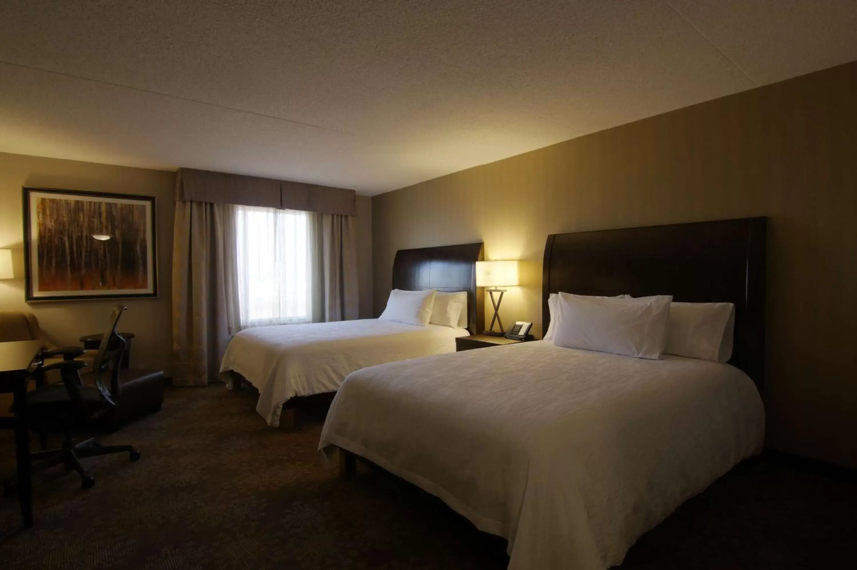 Bedroom, Bed in Hilton Garden Inn Toronto/Brampton