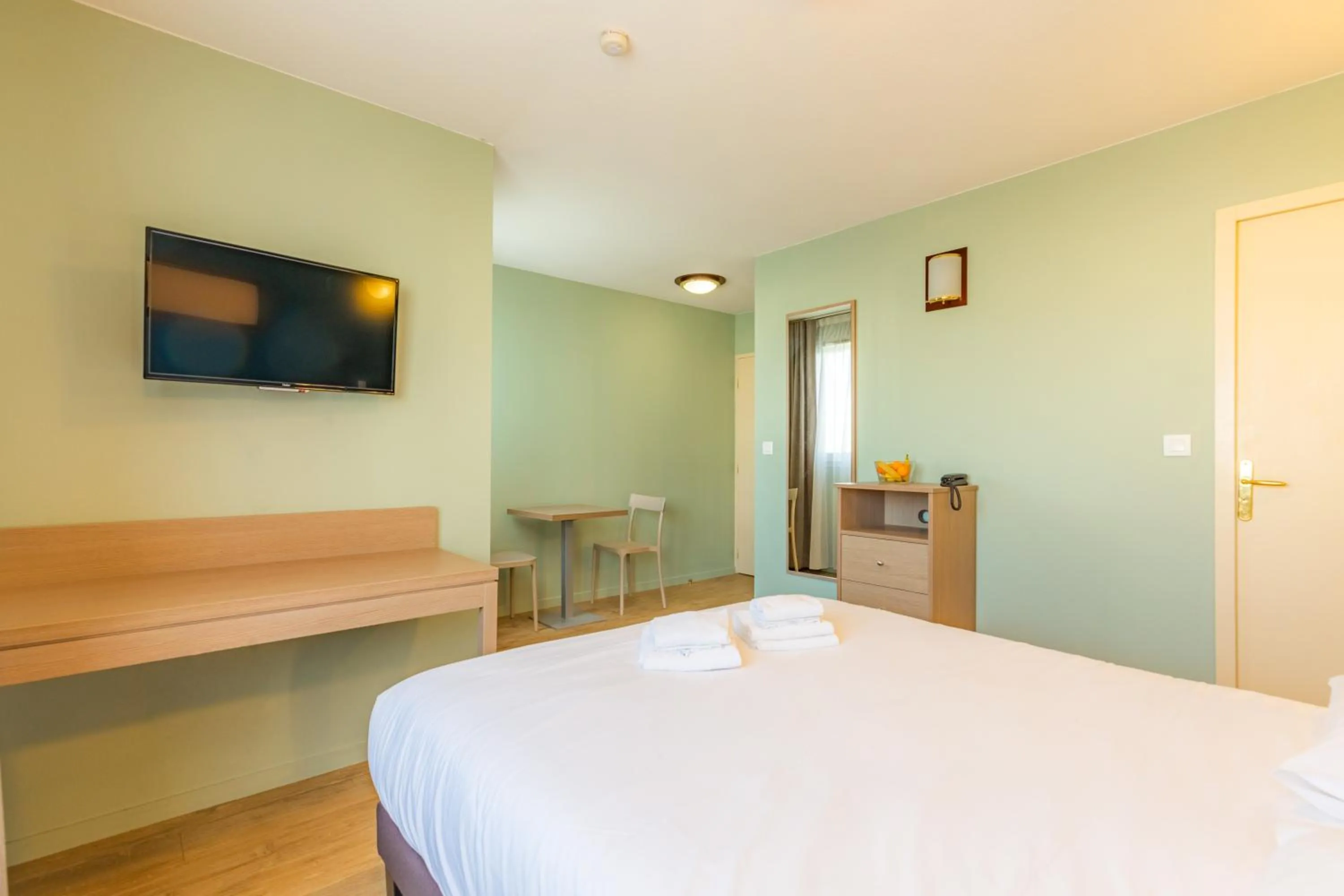 Bed in Appart'City Classic La Roche sur Yon Centre