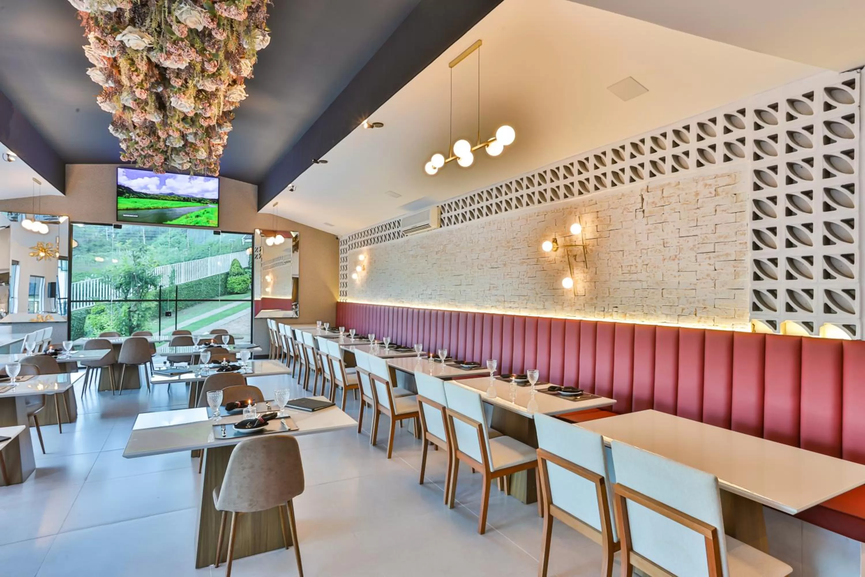 Restaurant/places to eat in Caminho das Pedras Pousada de Charme