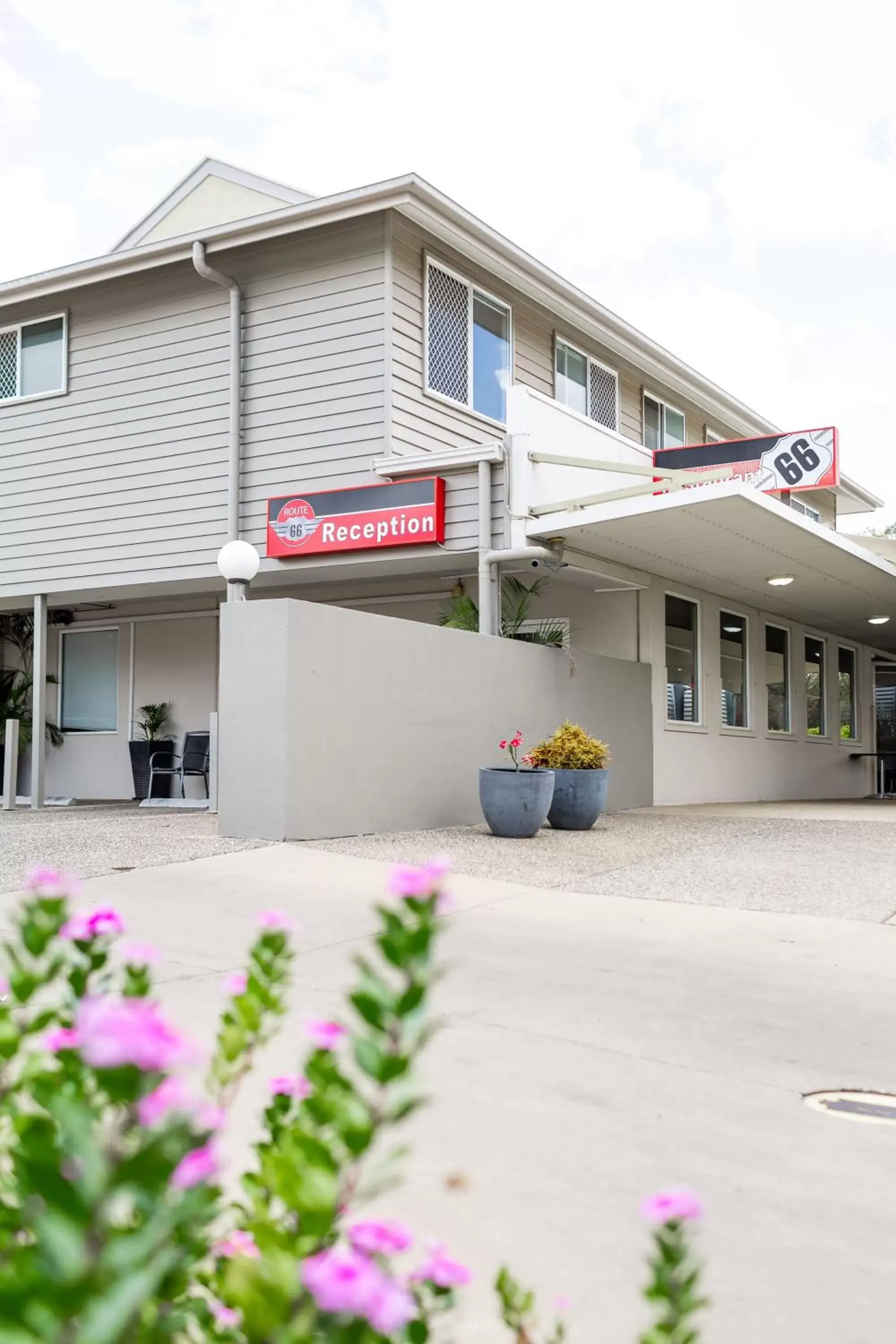 Property Building in Route 66 Motor Inn