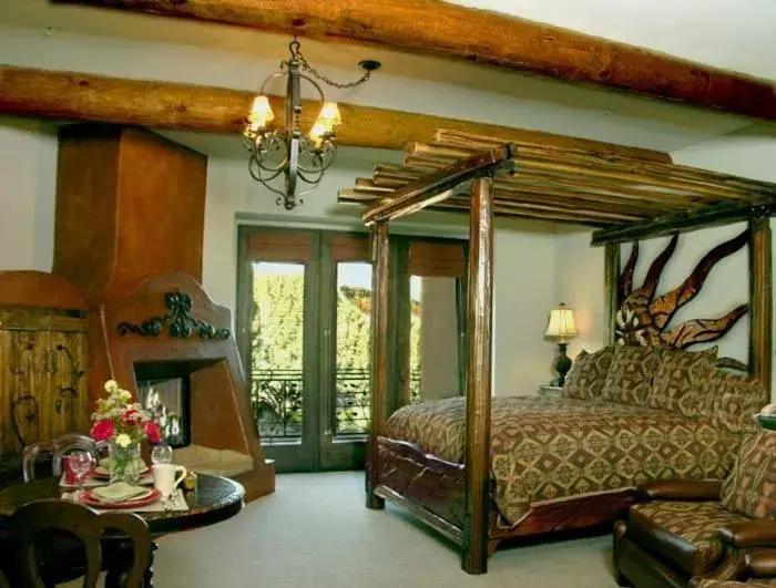 Photo of the whole room in Adobe Grand Villas