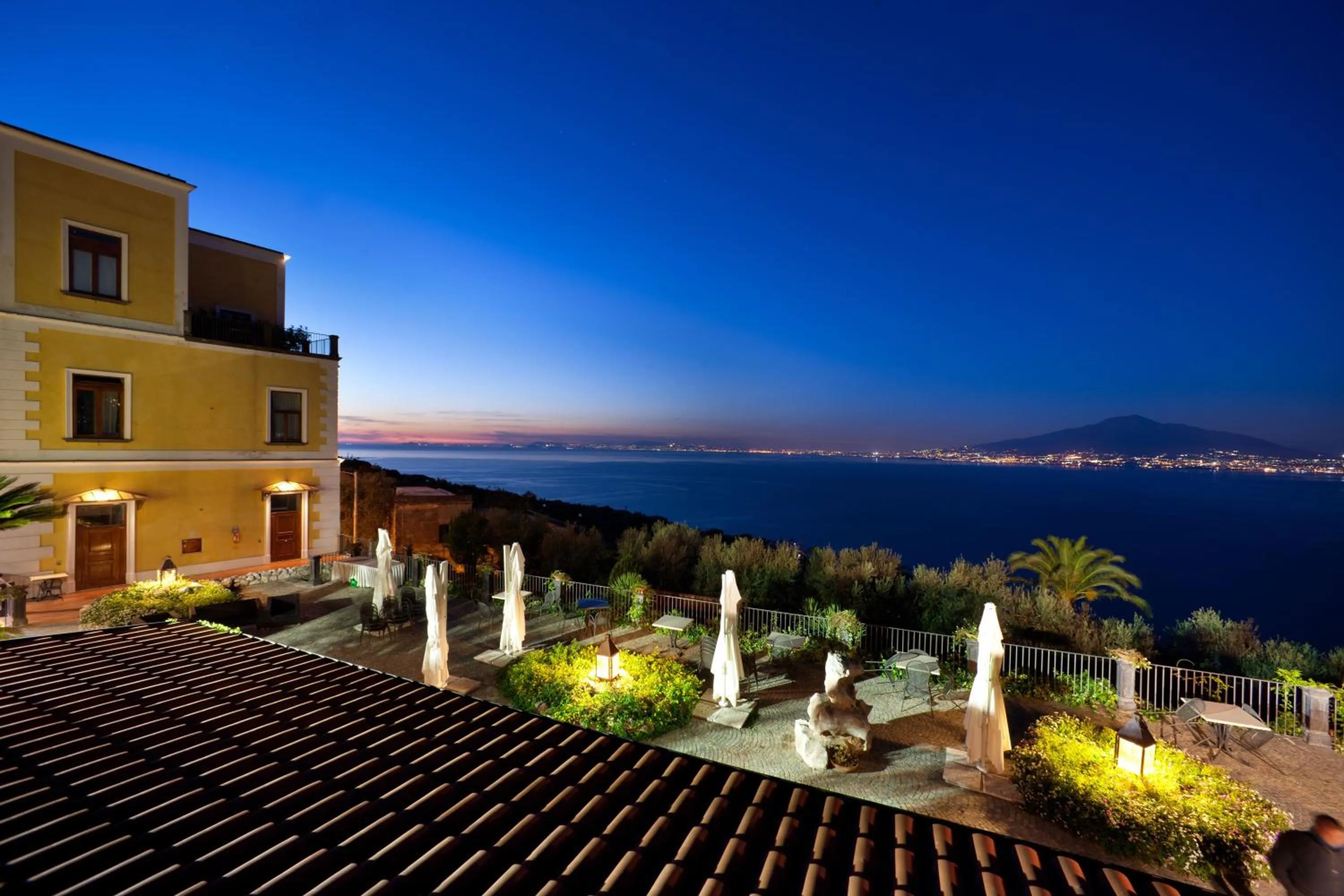 Restaurant/places to eat in Hotel Torre Barbara