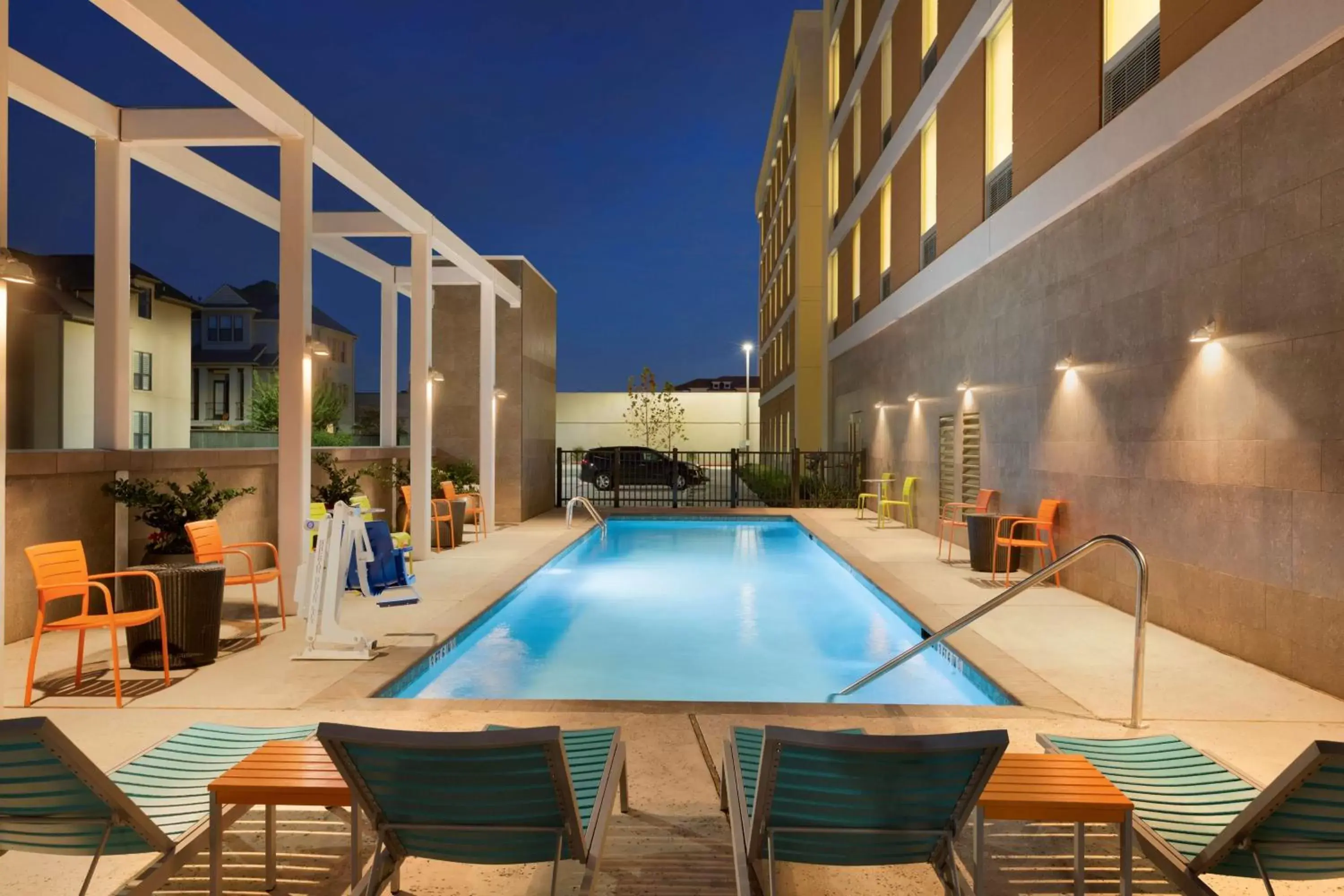 Pool view, Swimming Pool in Home2 Suites by Hilton Houston Energy Corridor