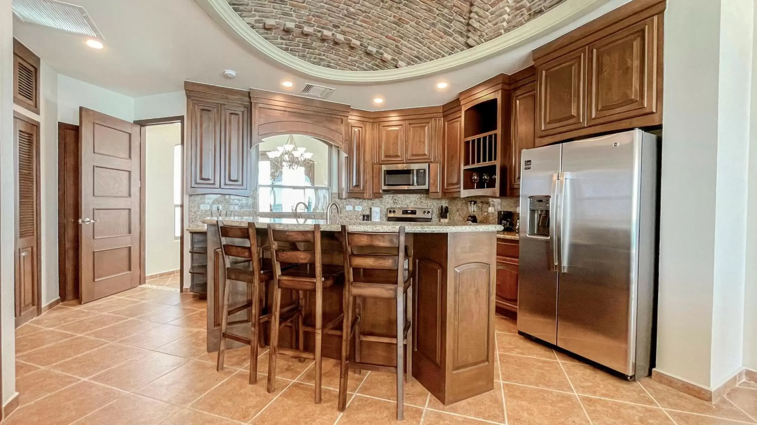 Kitchen/Kitchenette in Esmeralda Beach Resort