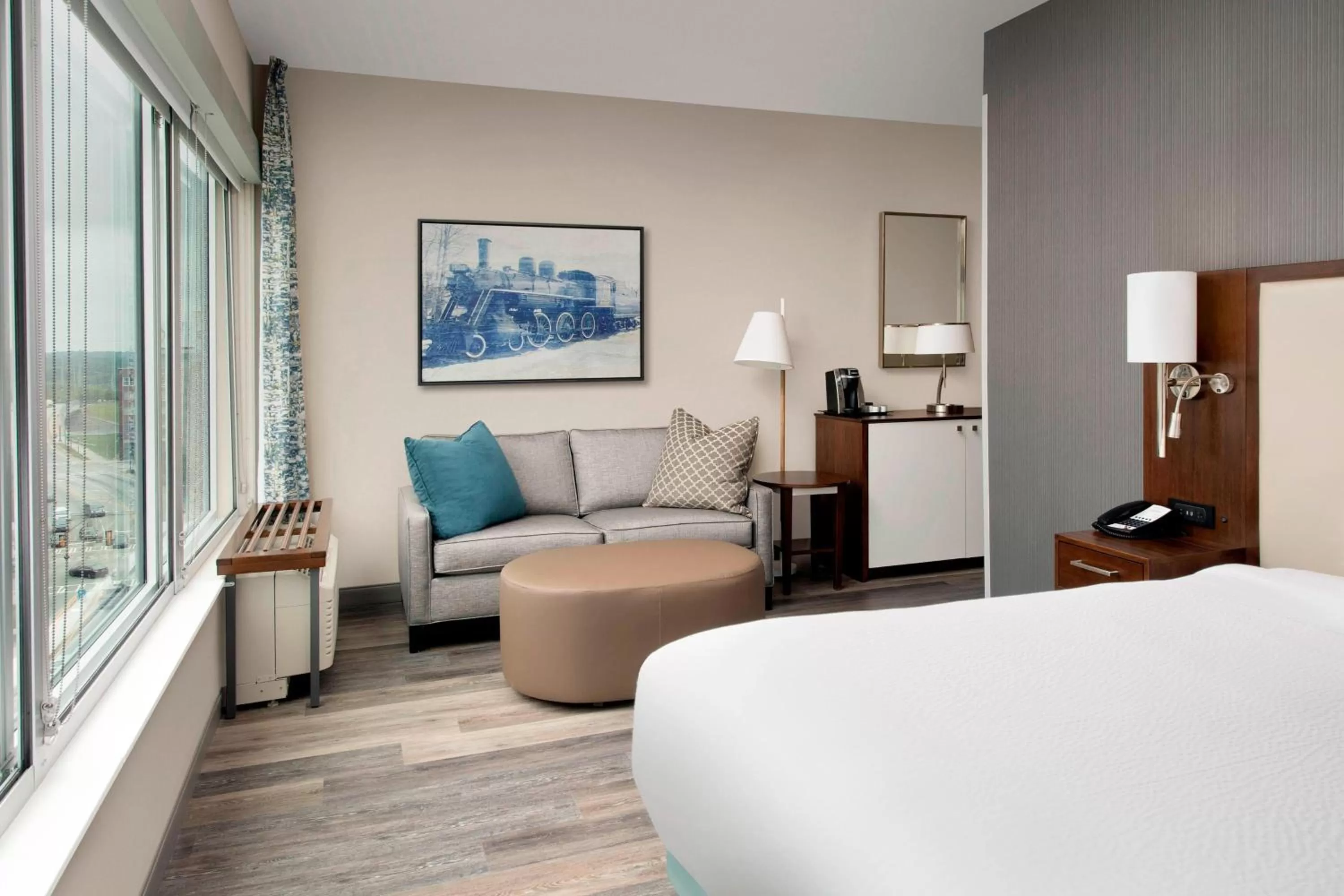 Bedroom, Bed in SpringHill Suites by Marriott Atlanta Downtown