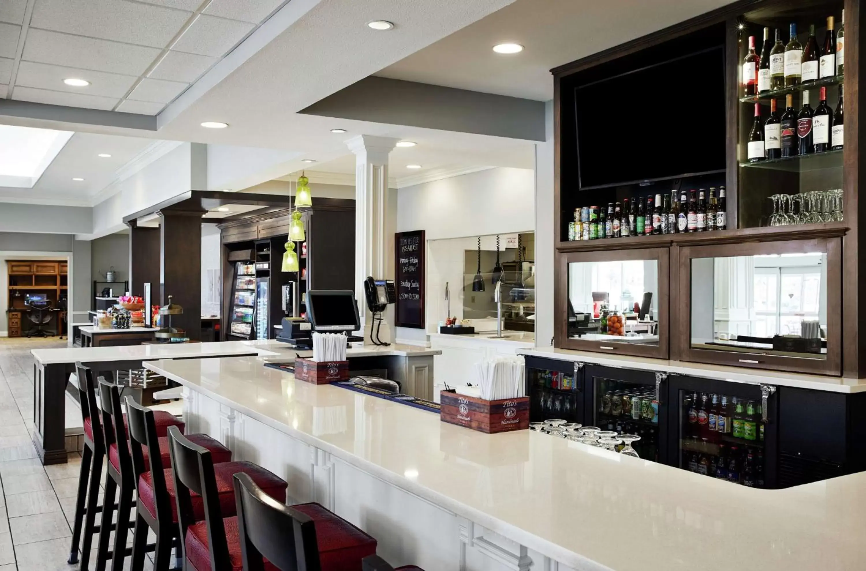 Lounge or bar, Restaurant/Places to Eat in Hilton Garden Inn Champaign/ Urbana
