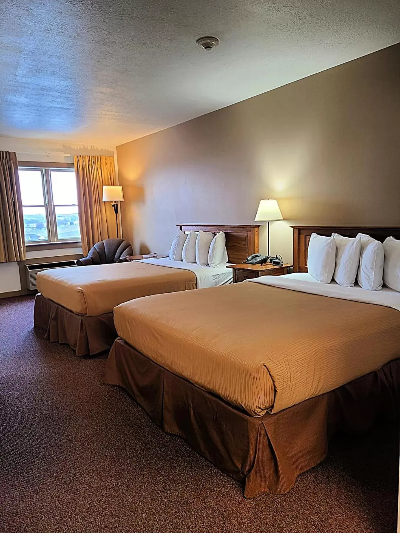 Photo of the whole room, Bed in Berlin Heritage Inn Photo of the whole room, Bed in Berlin Heritage Inn