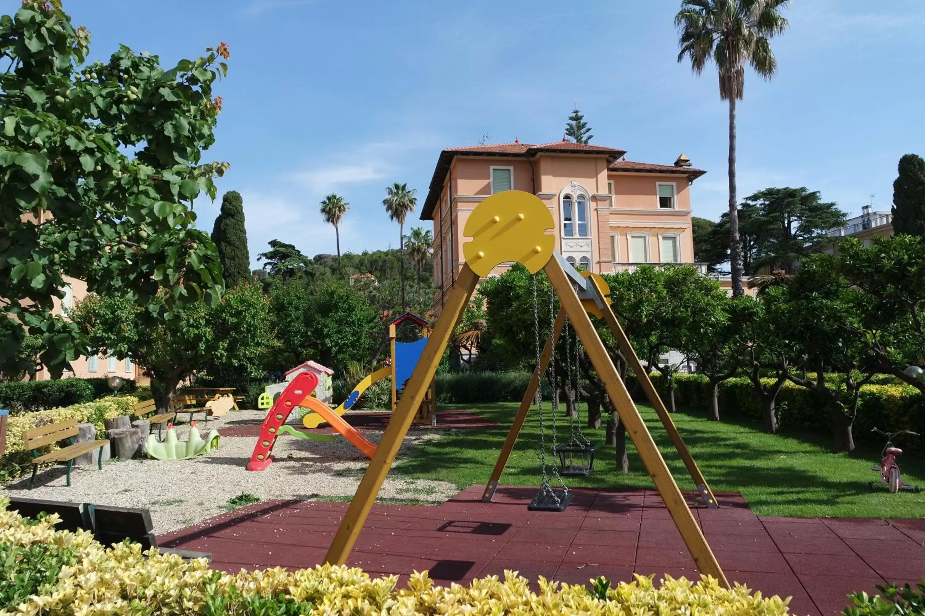 Neighbourhood, Children's Play Area in Hotel Villa San Giuseppe
