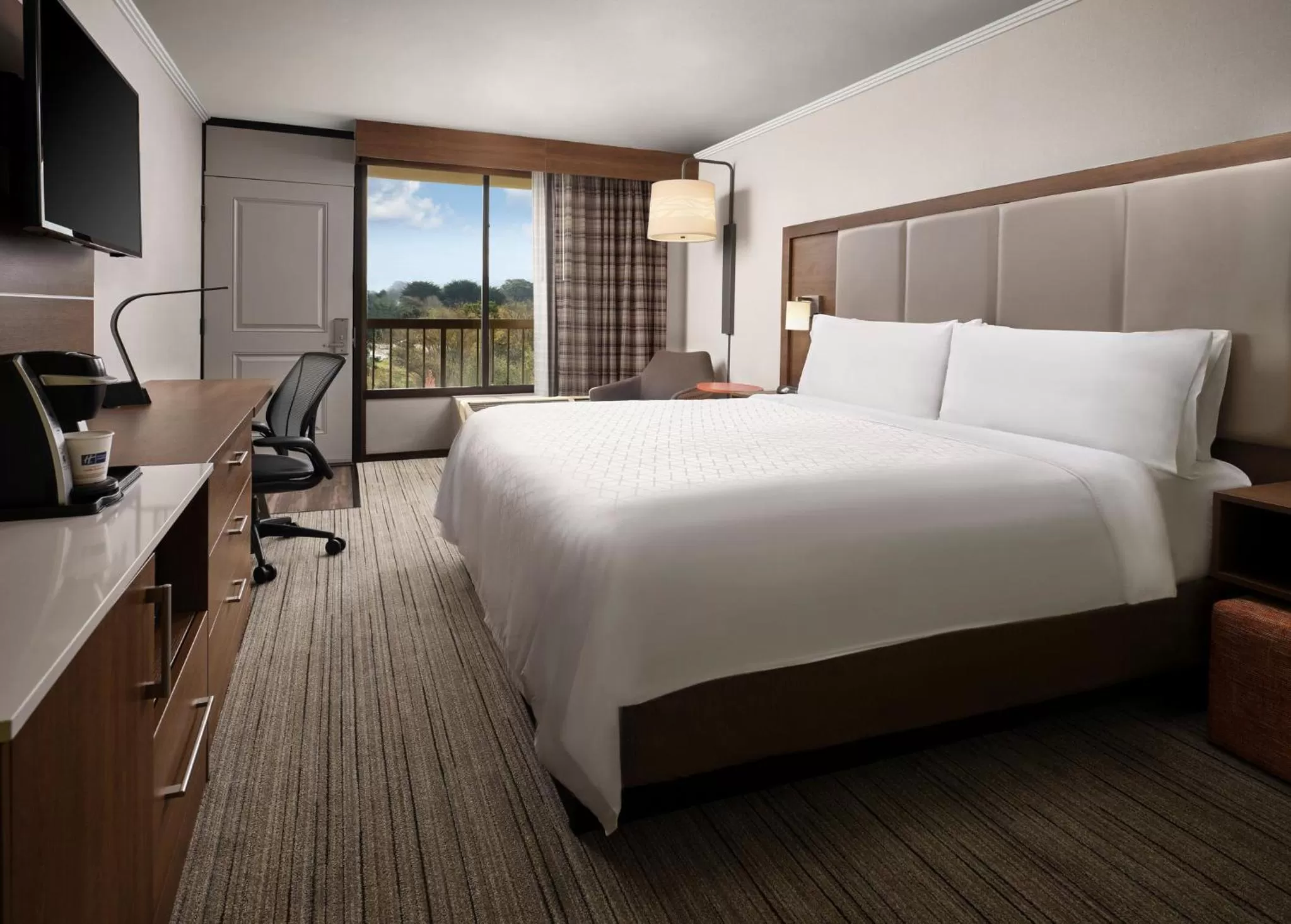 Photo of the whole room, Bed in Holiday Inn Express at Monterey Bay by IHG