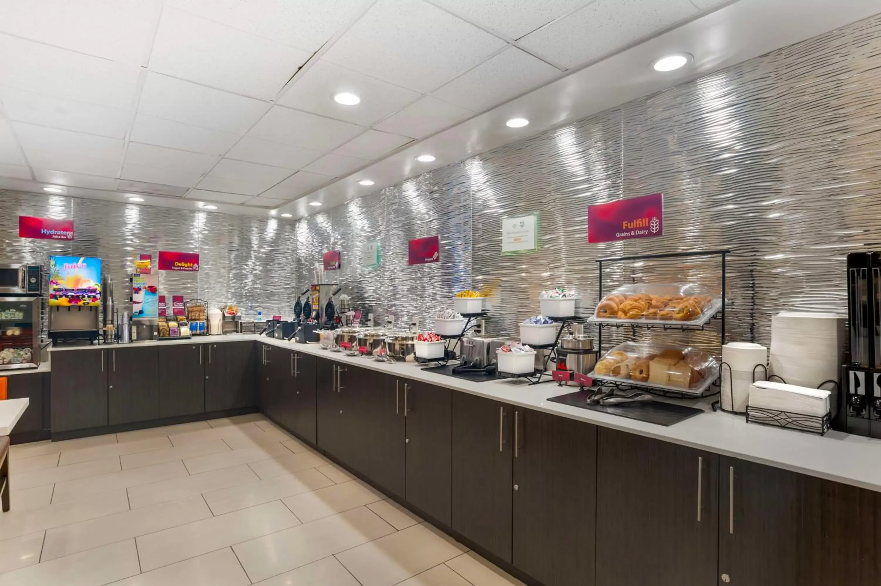 Breakfast in Best Western Plus Commerce Hotel Breakfast in Best Western Plus Commerce Hotel