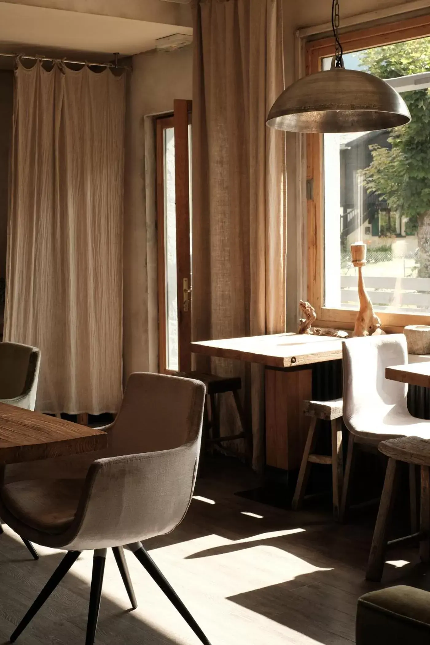 Day, Restaurant/Places to Eat in Eden Hotel, Apartments and Chalet Chamonix Les Praz