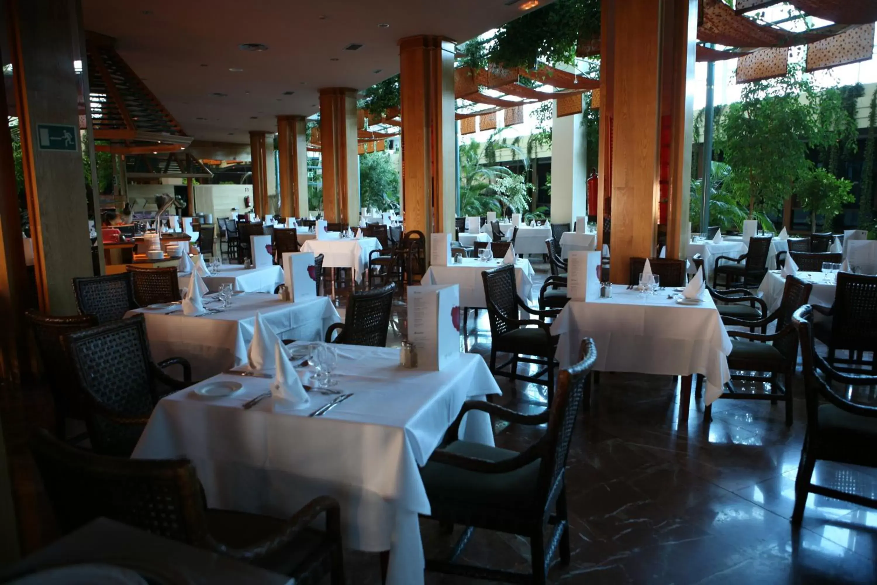 Restaurant/places to eat in Beatriz Costa & Spa Restaurant/places to eat in Beatriz Costa & Spa