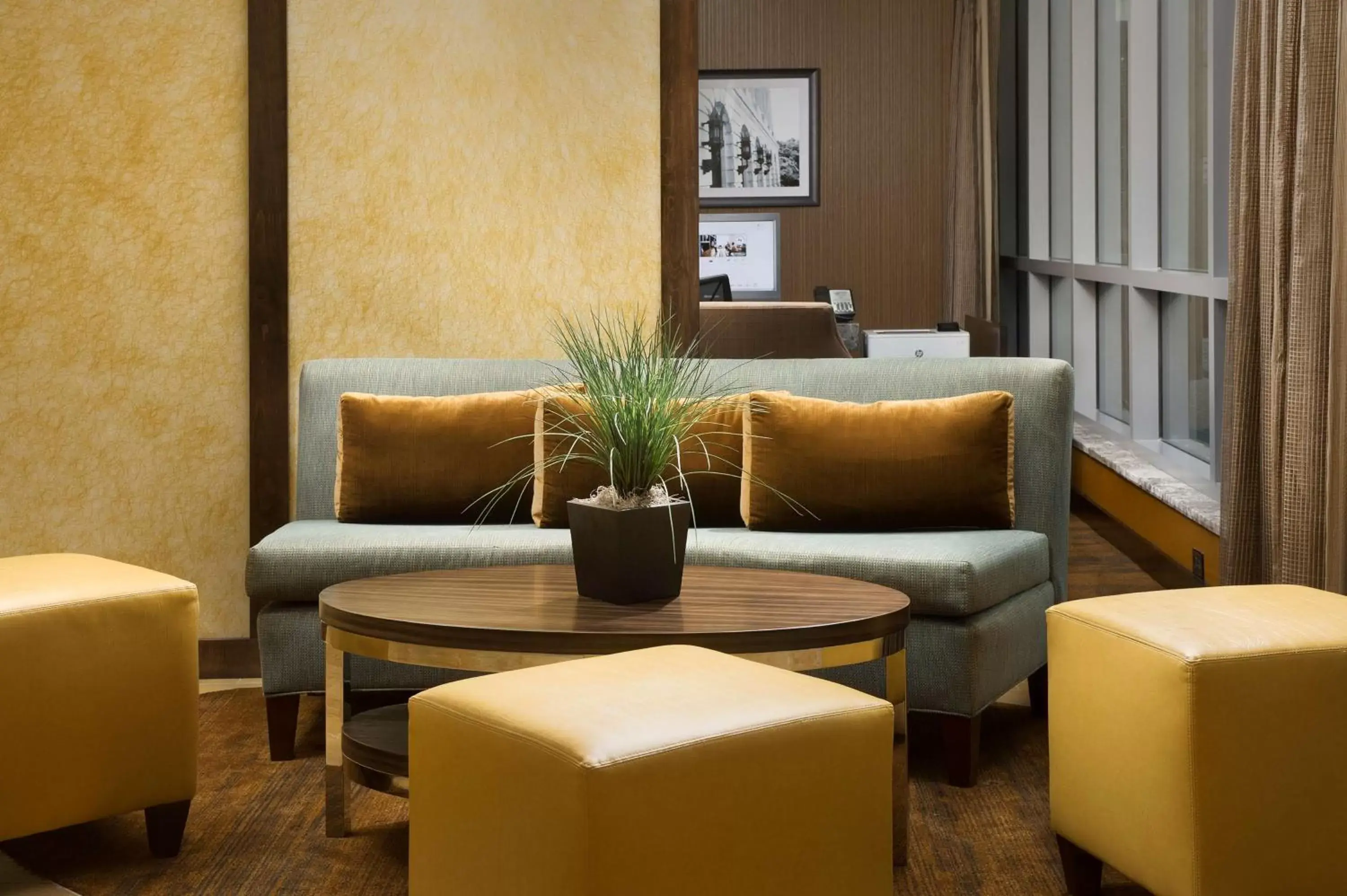 Lobby or reception, Lounge/Bar in Homewood Suites by Hilton Washington DC NoMa Union Station
