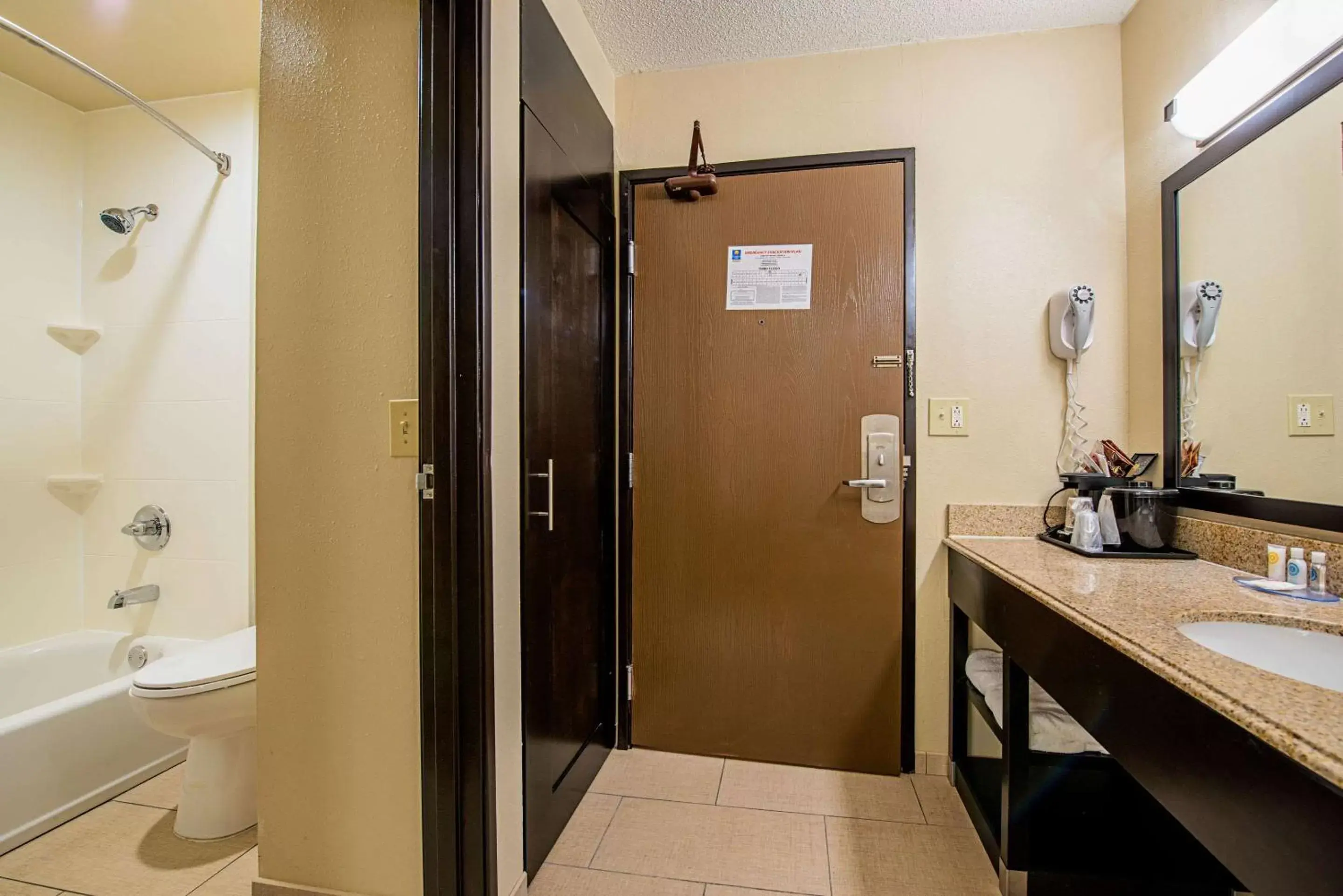 Shower, Bathroom in Comfort Inn Matteson - Chicago