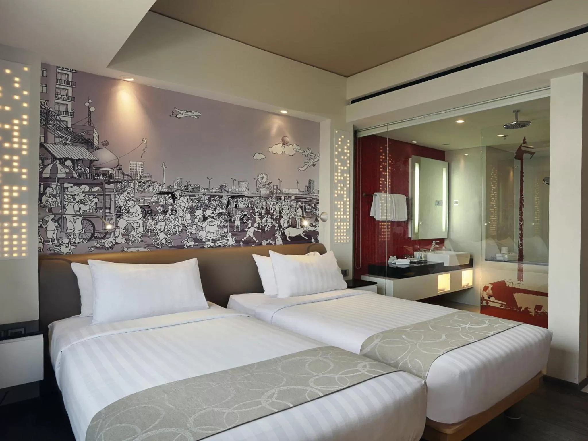 Shower, Bed in Mercure Jakarta Simatupang