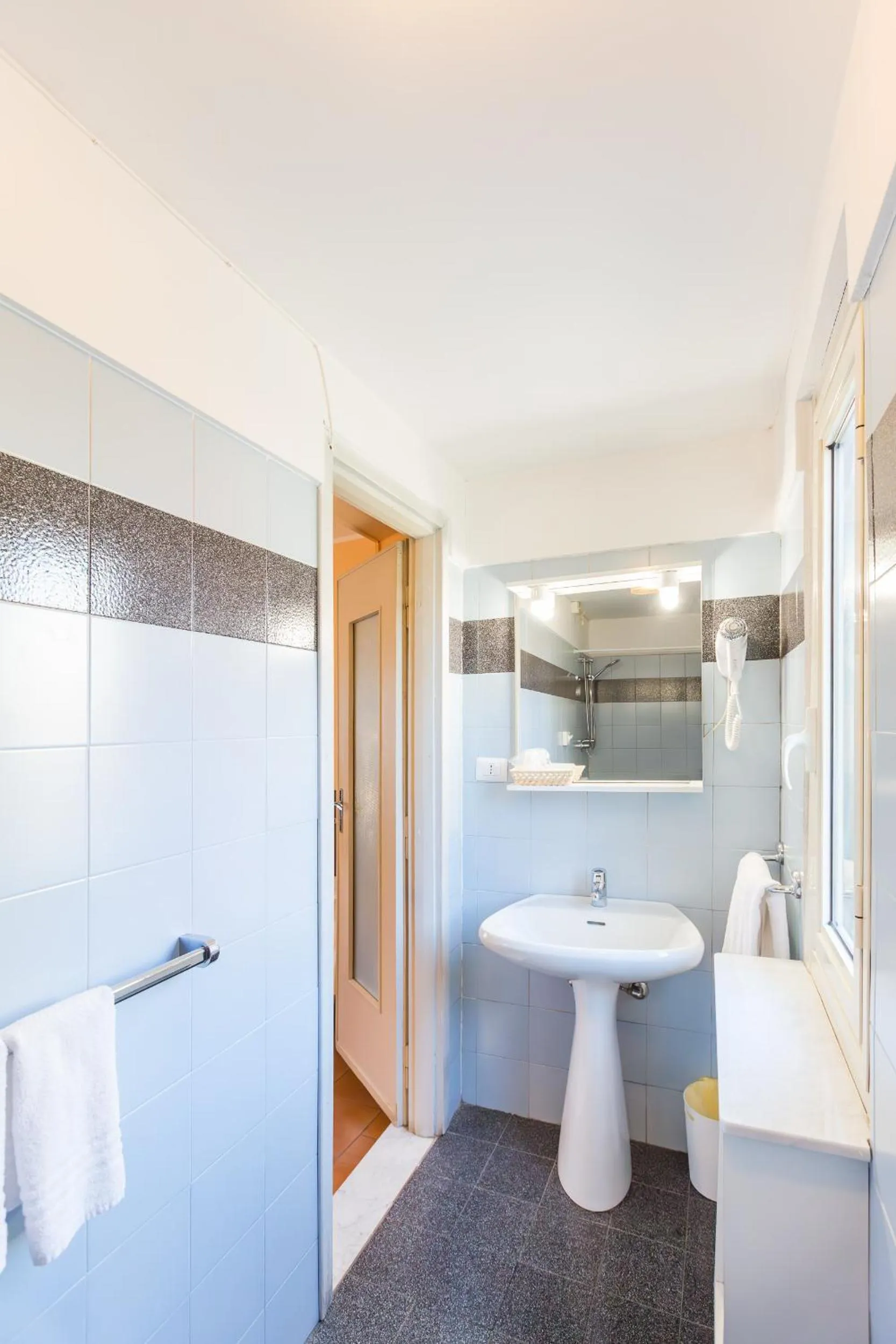 Bedroom in Hotel Castello