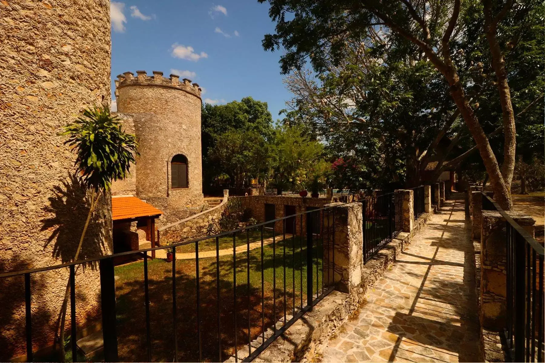 Deluxe Double Room with Extra Bed in Hacienda Kaan Ac Deluxe Double Room with Extra Bed in Hacienda Kaan Ac