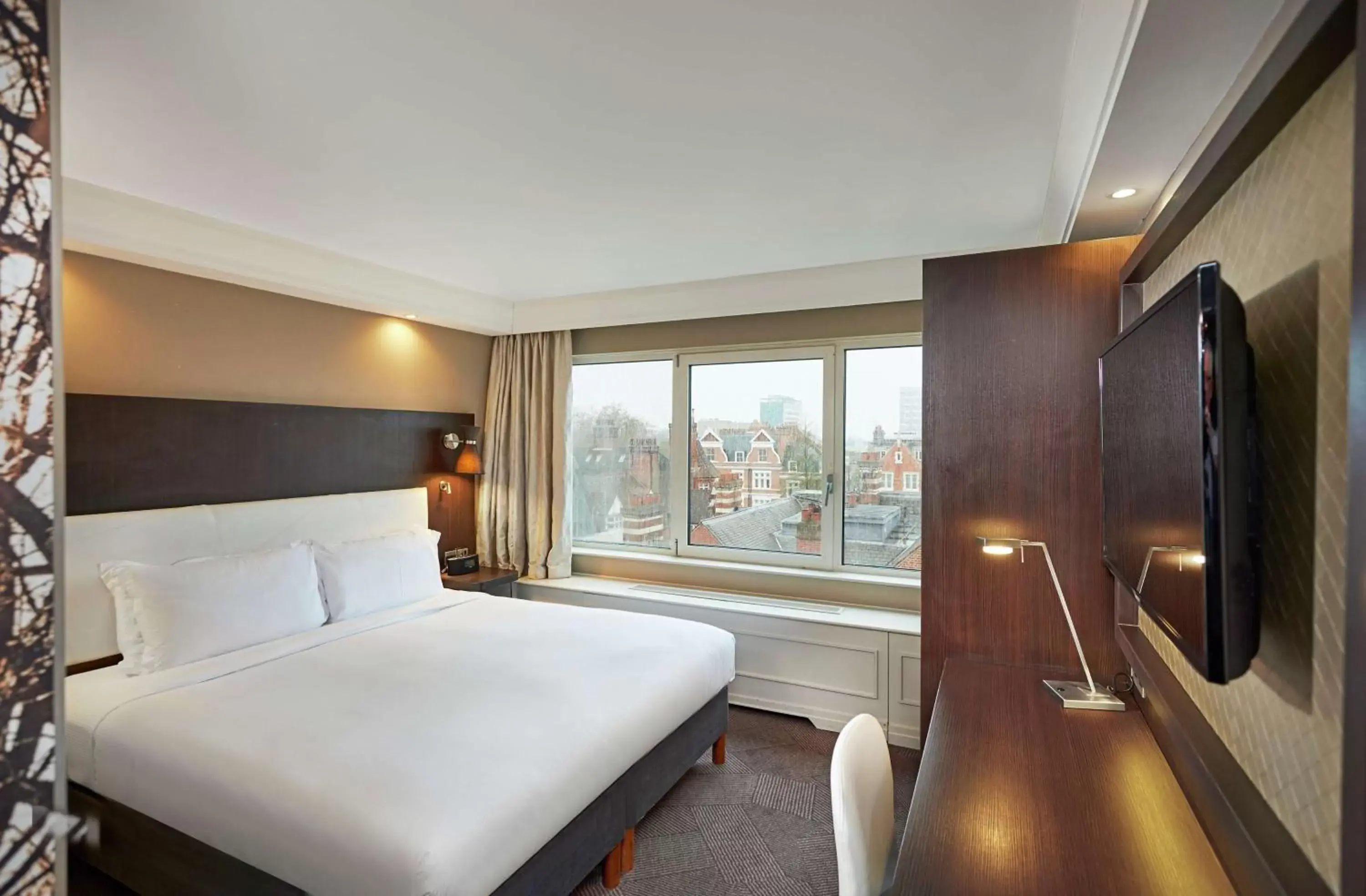 Bedroom in DoubleTree by Hilton London - Hyde Park
