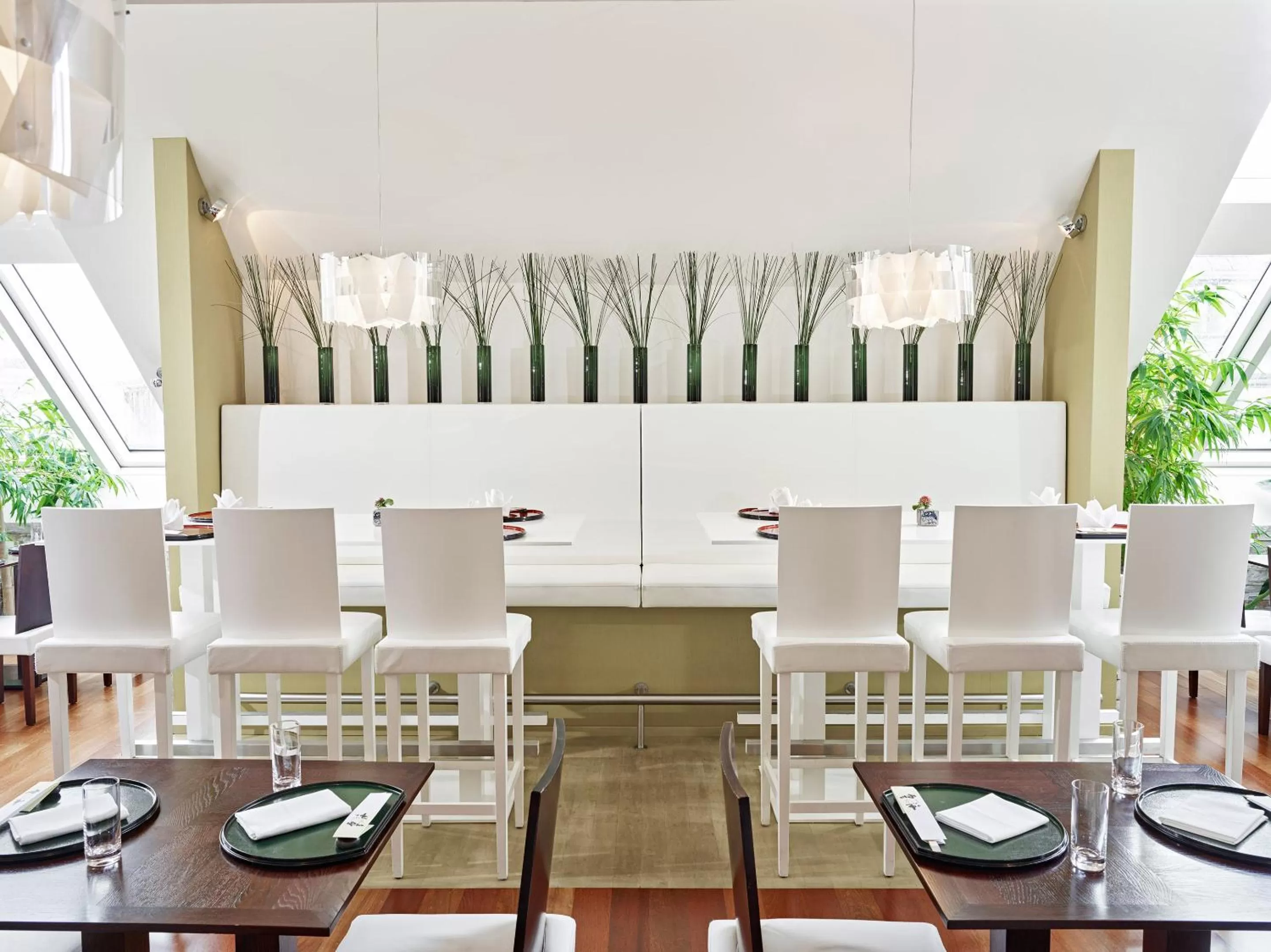 Restaurant/places to eat in Grand Hotel Wien