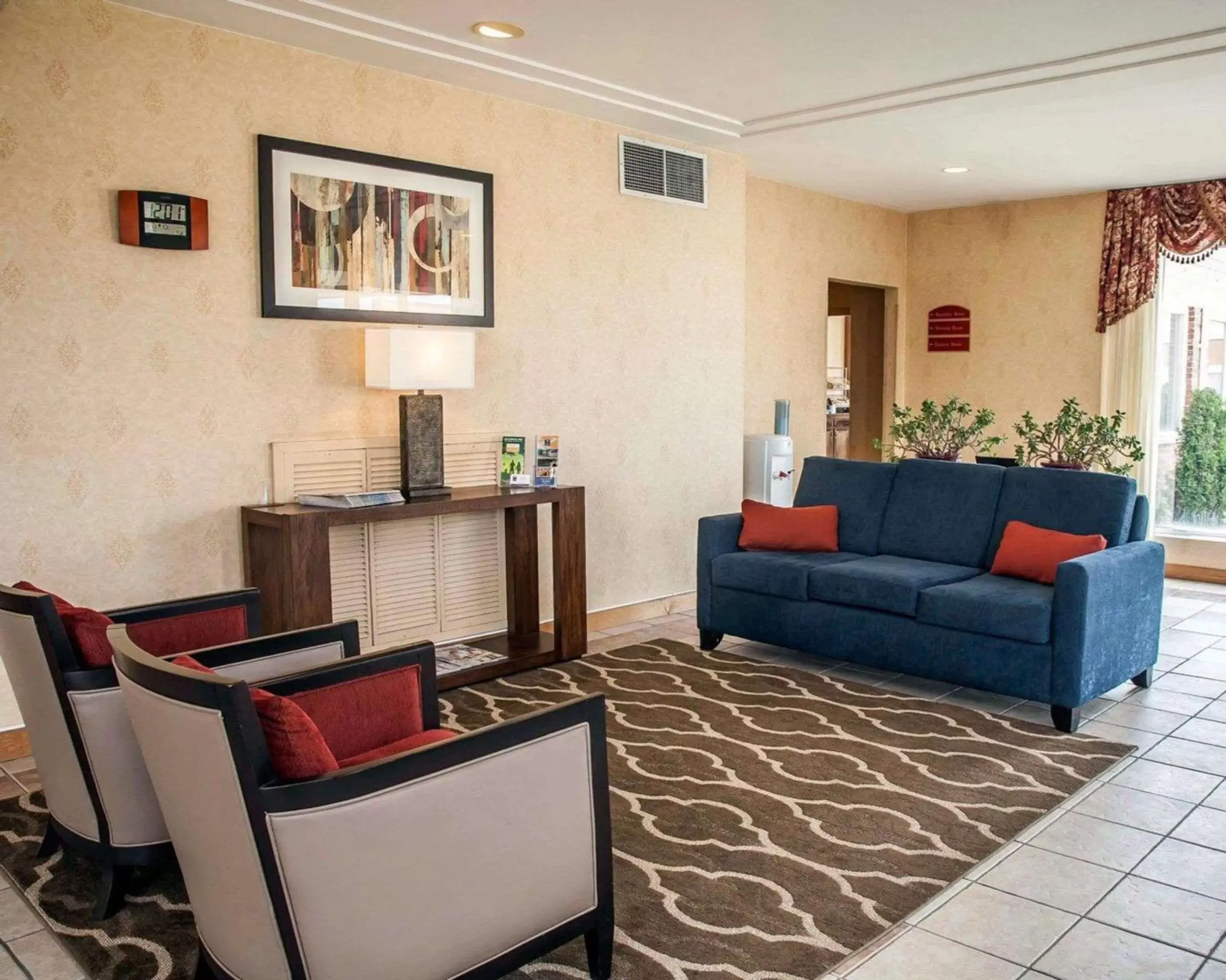 Lobby or reception, Seating Area in Quality Inn Seekonk-Providence