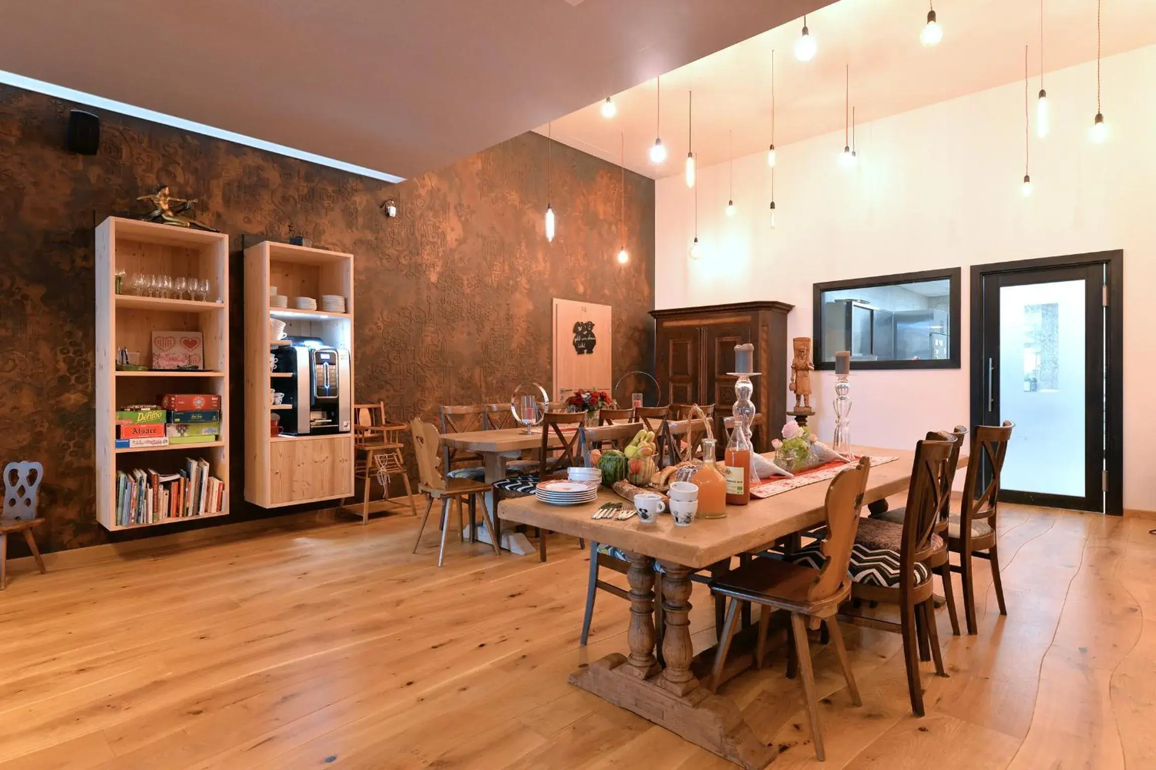 Dining area in L'éclos des vignes - Appartements haut de gamme avec Spa