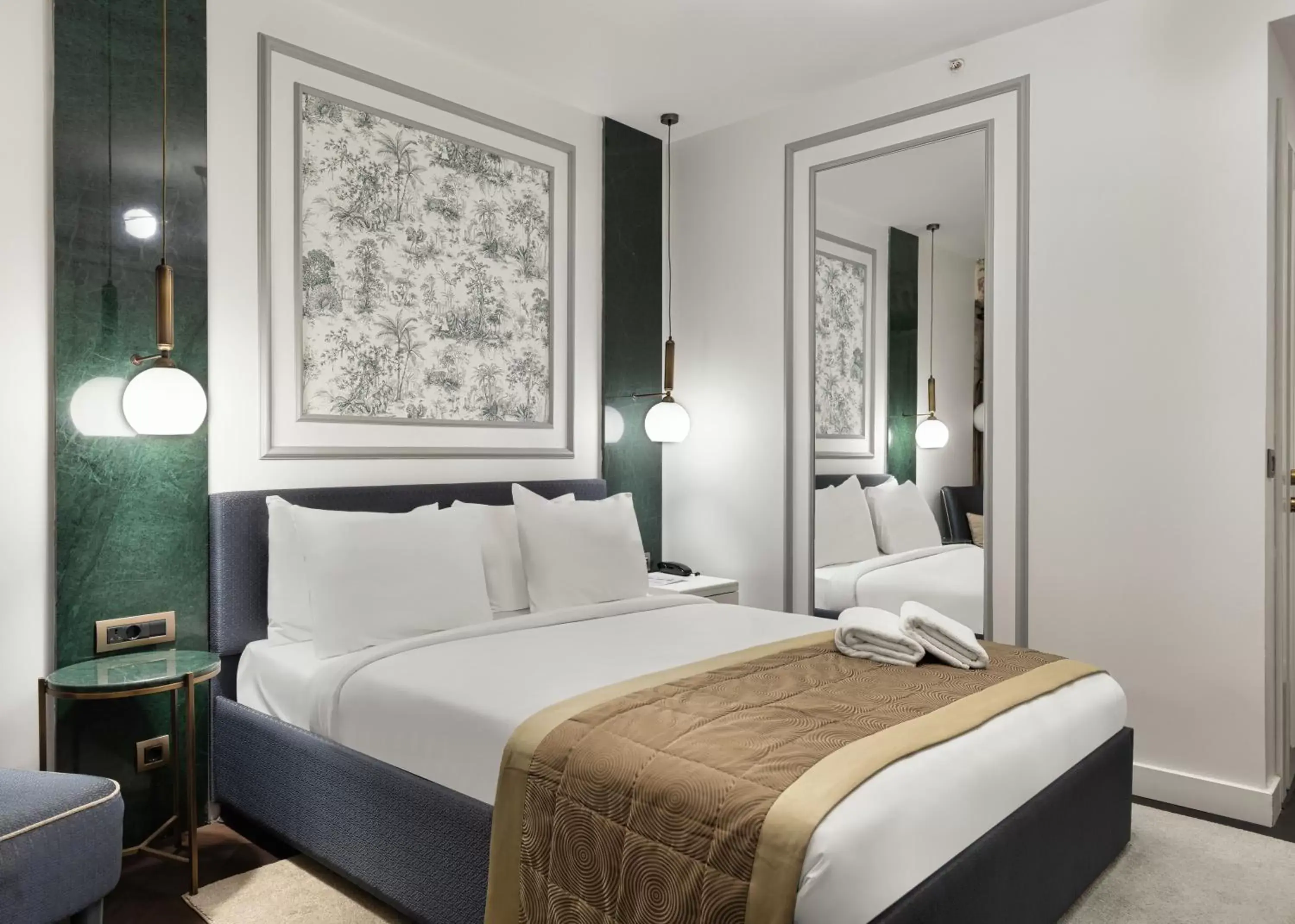 Bed in Pera Rasso Hotel Bed in Pera Rasso Hotel