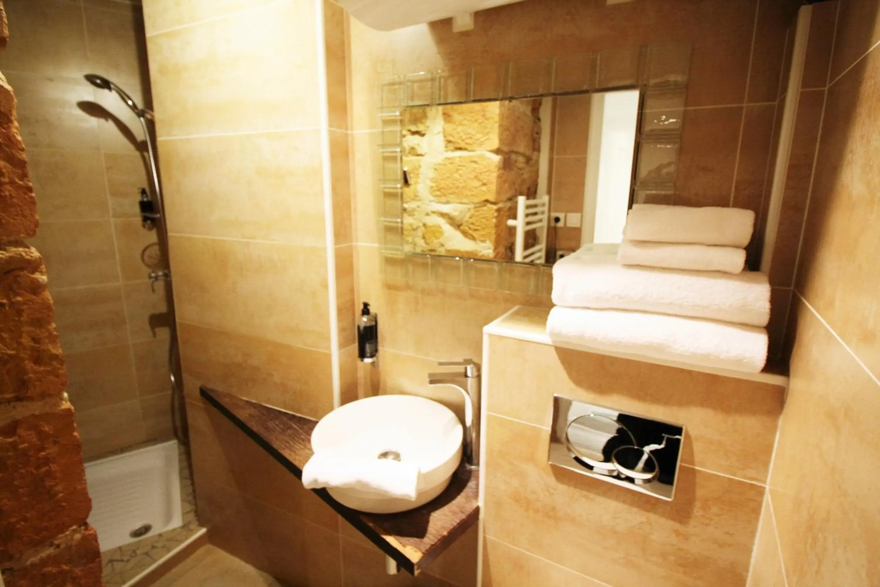 Shower, Bathroom in Best Western Lyon Saint-Antoine
