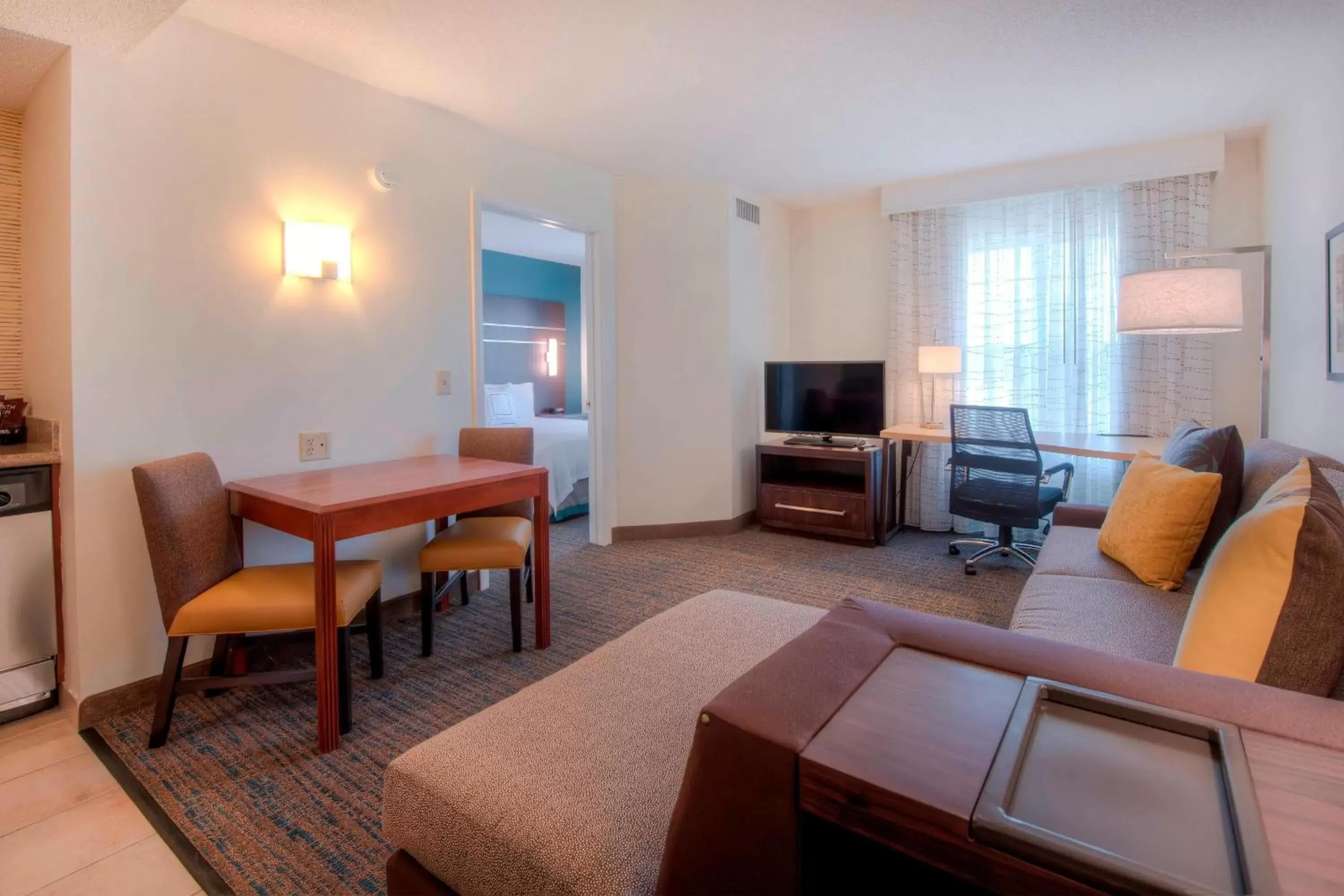 Living room, Seating Area in Residence Inn by Marriott Raleigh Crabtree Valley