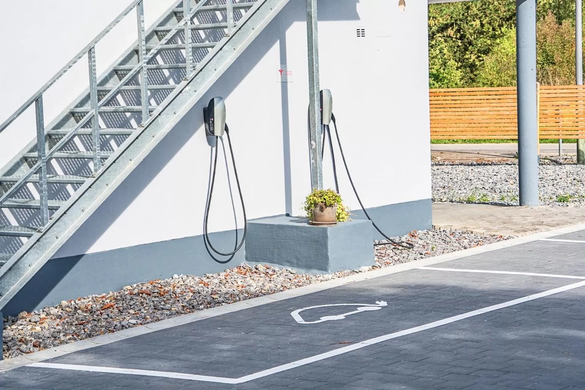 Facade/entrance in Sunny Hotel Straubing