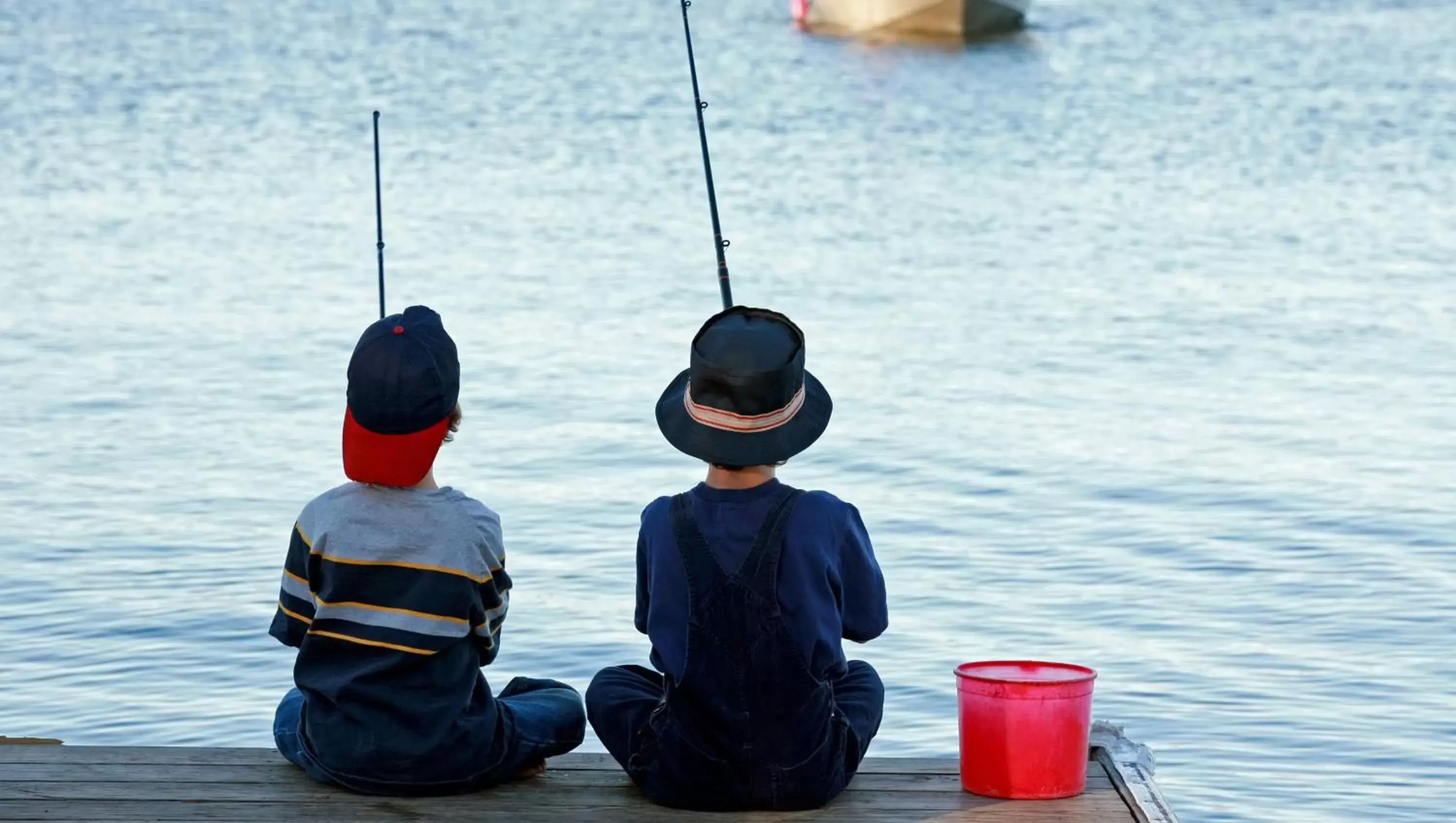 Fishing in Ticaboo Lodge Lake Powell