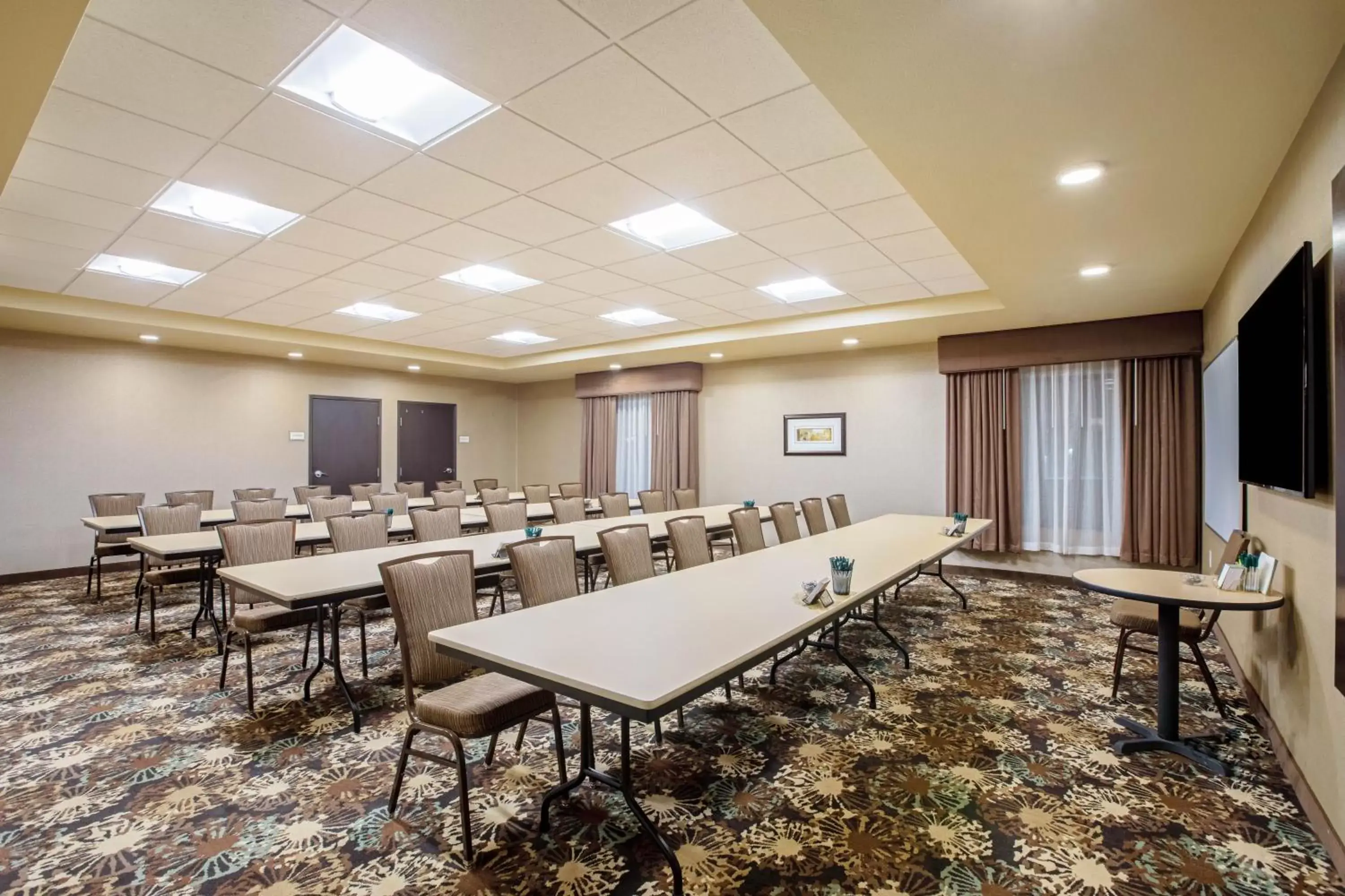 Meeting/conference room in La Quinta by Wyndham Gillette
