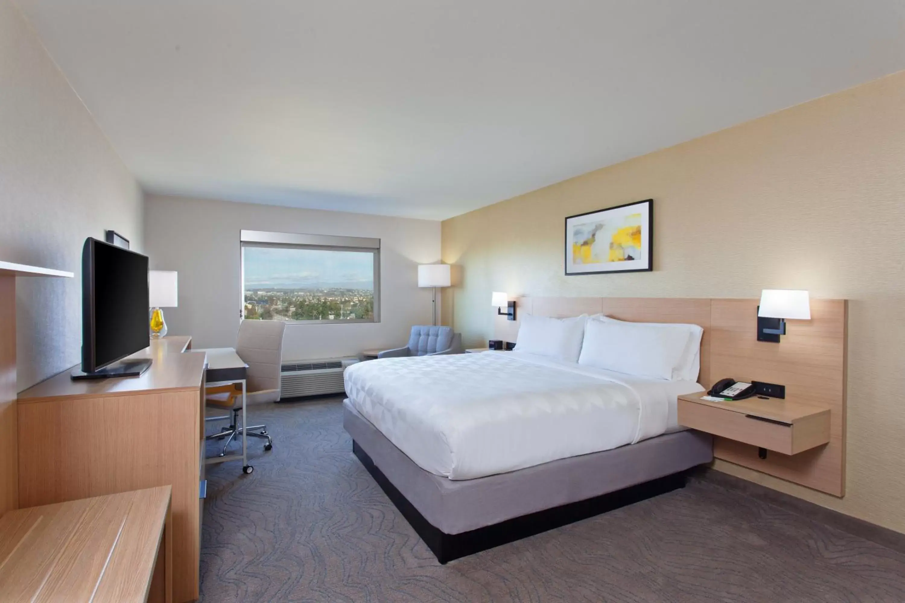 Photo of the whole room in Holiday Inn Los Angeles - LAX Airport, an IHG Hotel