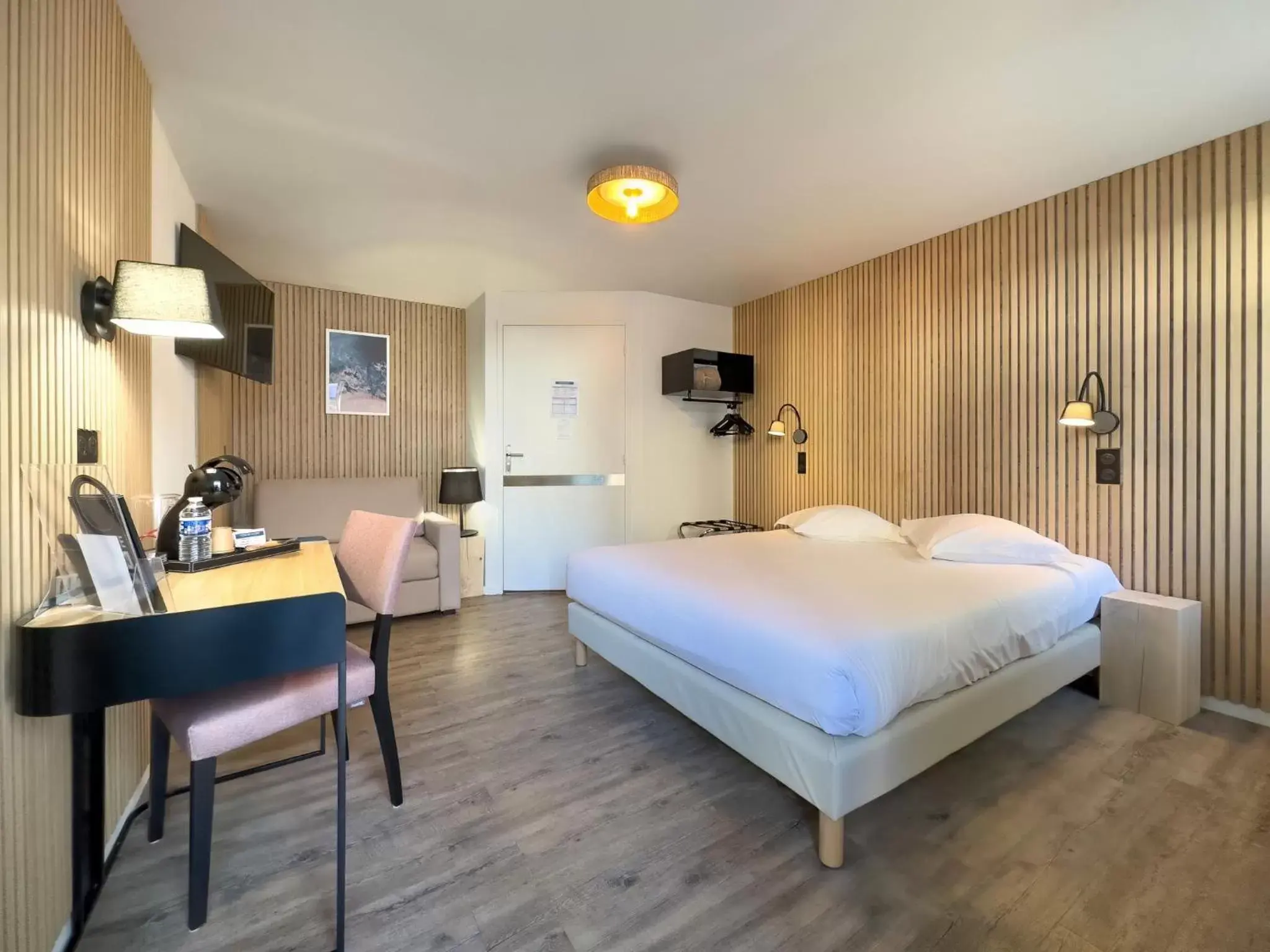 Bed in Hotel De La Gare