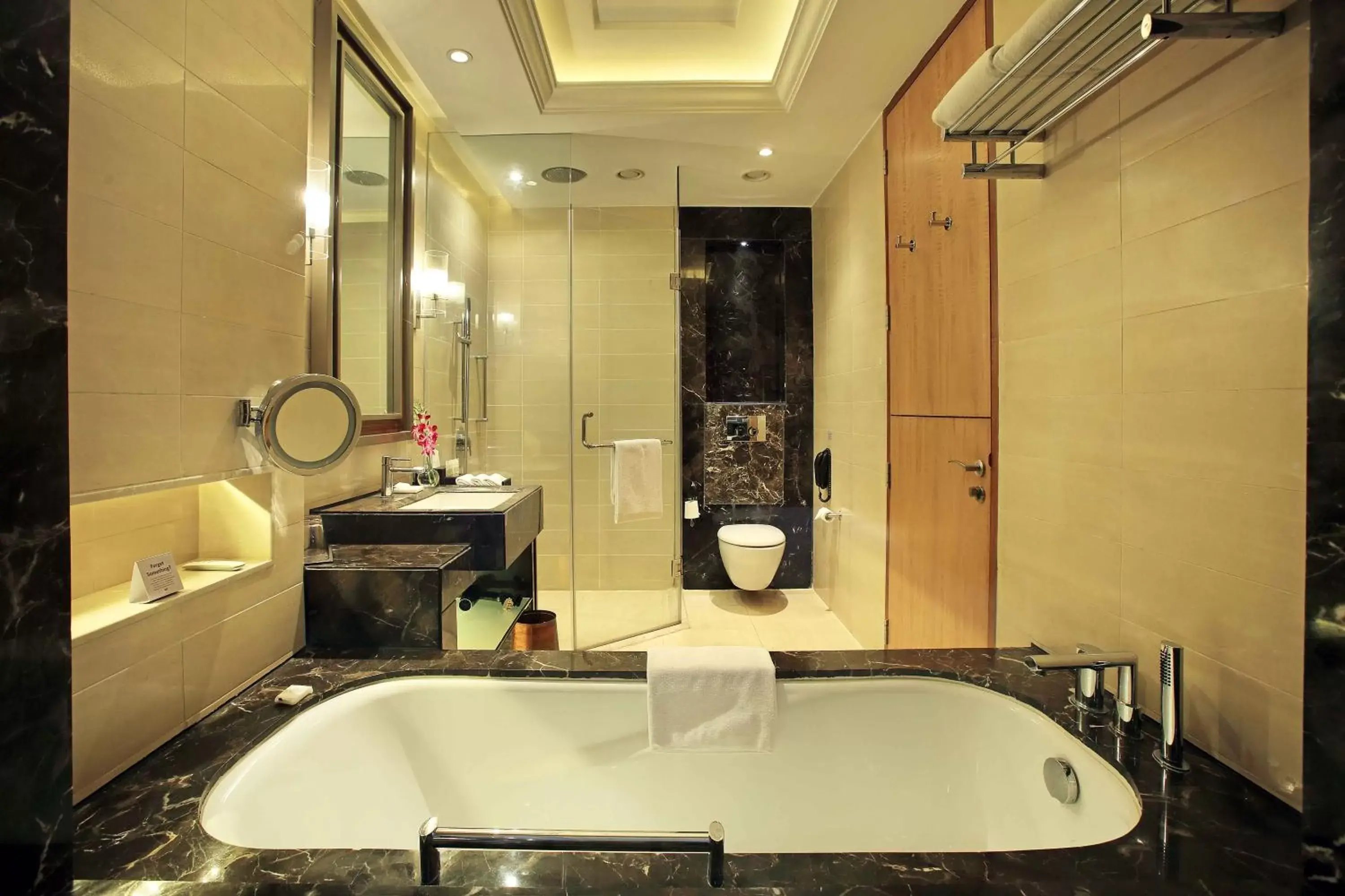 Bathroom in Crowne Plaza New Delhi Mayur Vihar Noida