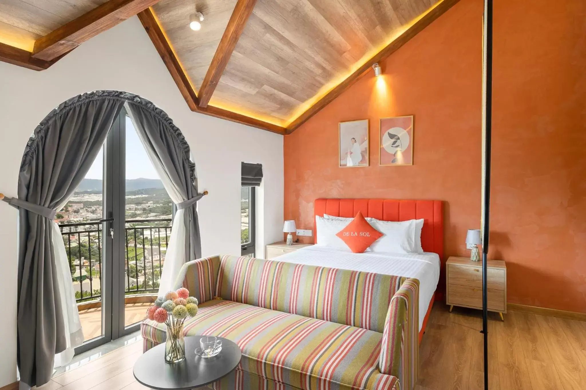 Suite with Balcony in De La Sol Villa Dalat Suite with Balcony in De La Sol Villa Dalat