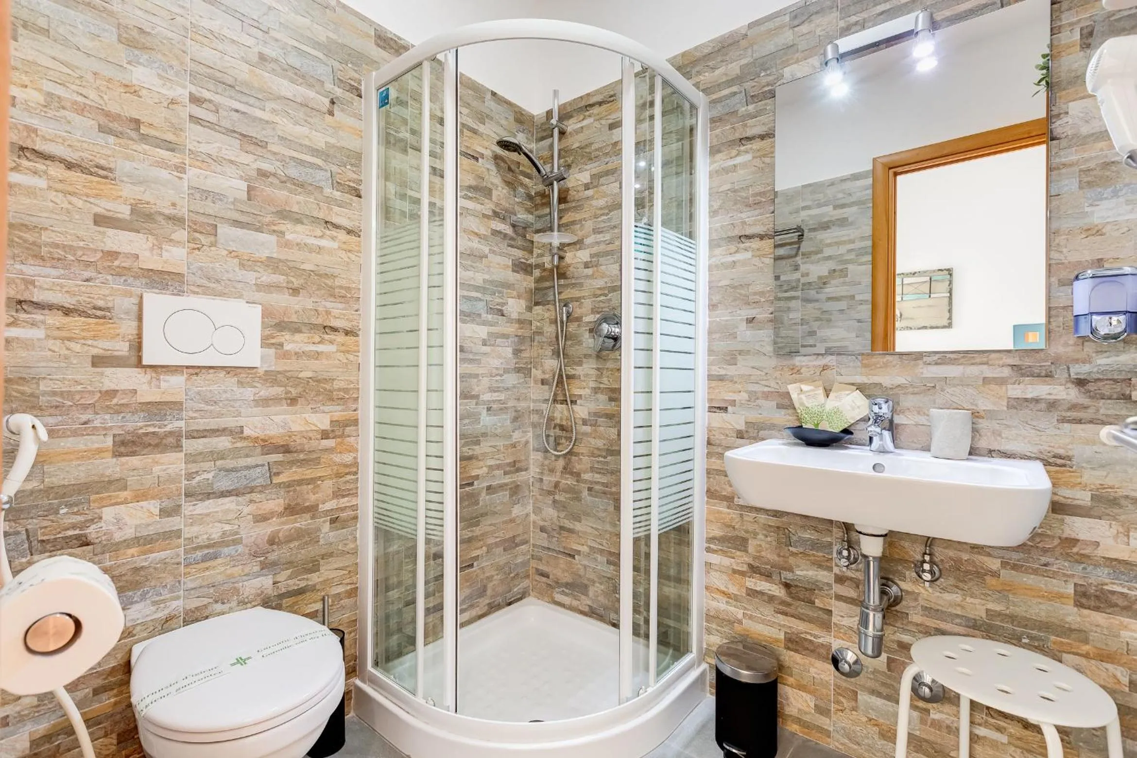 Ripetta Central Suites