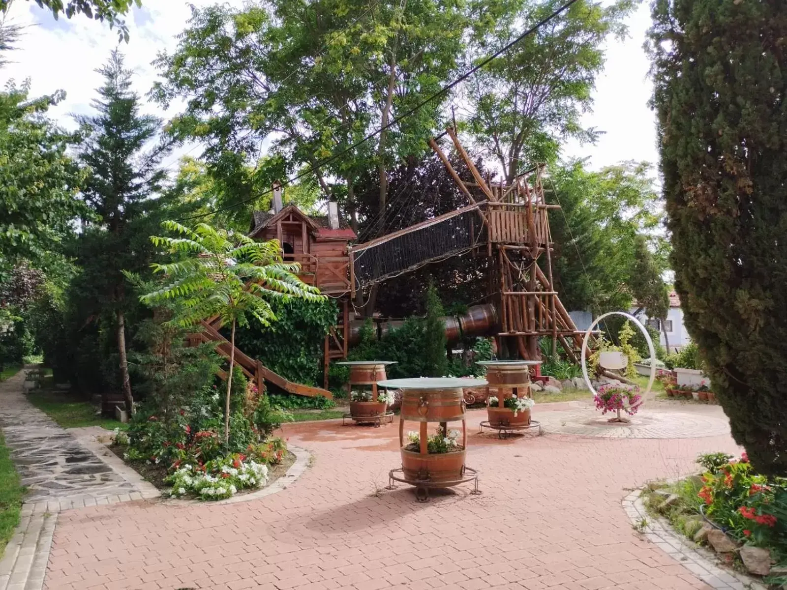 Children play ground in Hospedium Hacienda Las Cavas