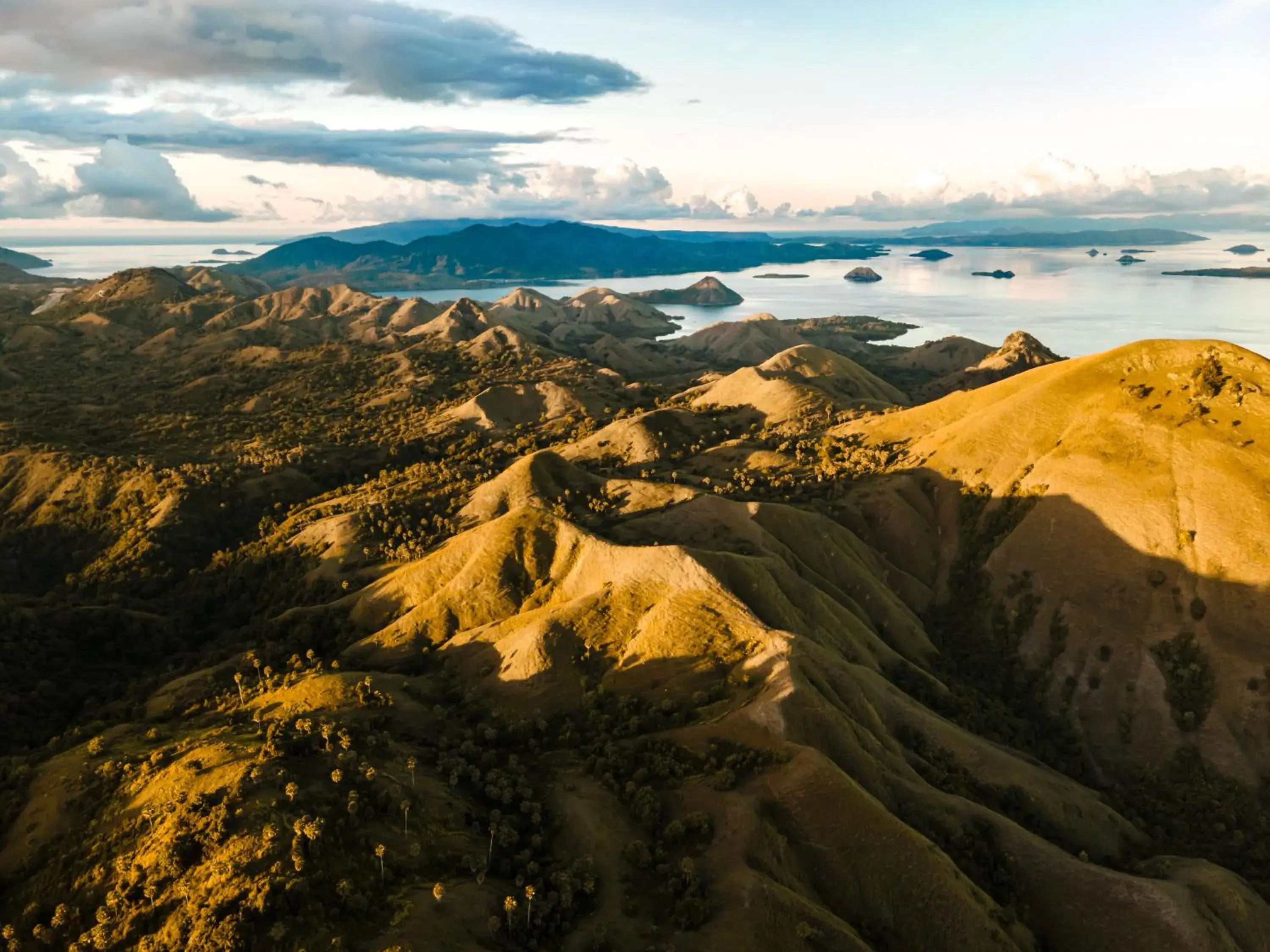 Nearby landmark, Natural Landscape in Menjaga Bay